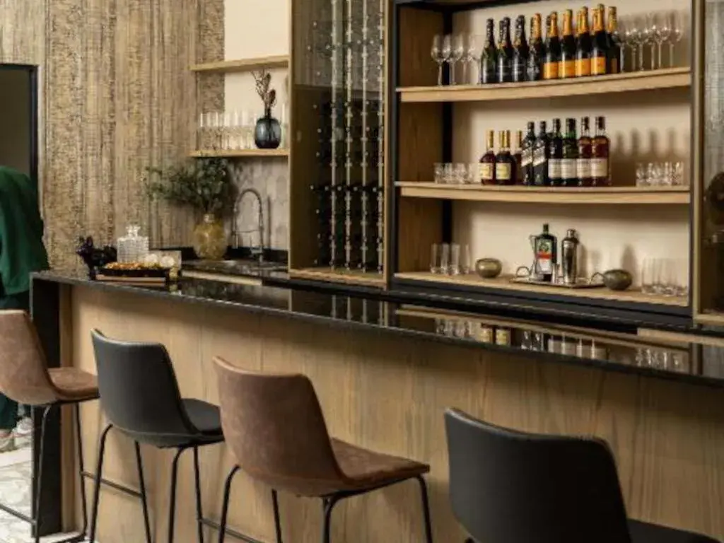 Lounge or bar in Monte La Vue Hotel Lounge or bar in Monte La Vue Hotel