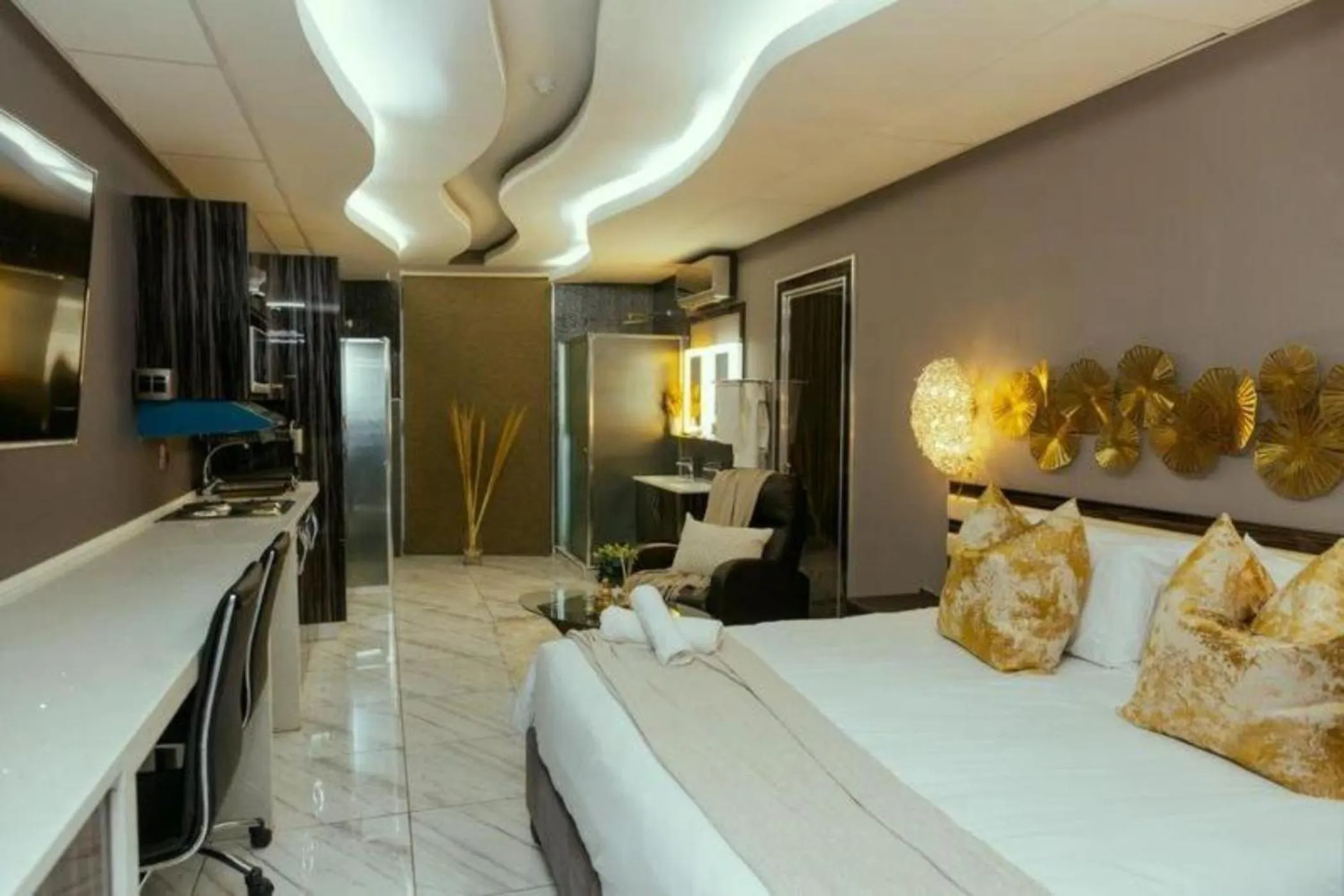 Bedroom, Bed in Monte La Vue Hotel