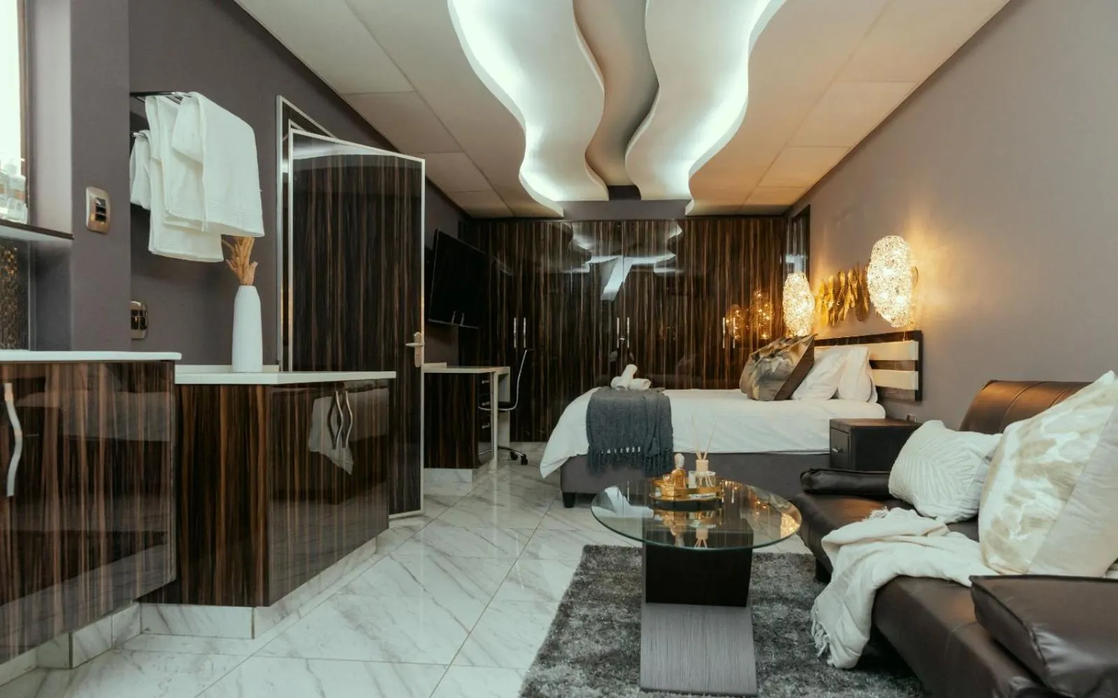 Bedroom in Monte La Vue Hotel