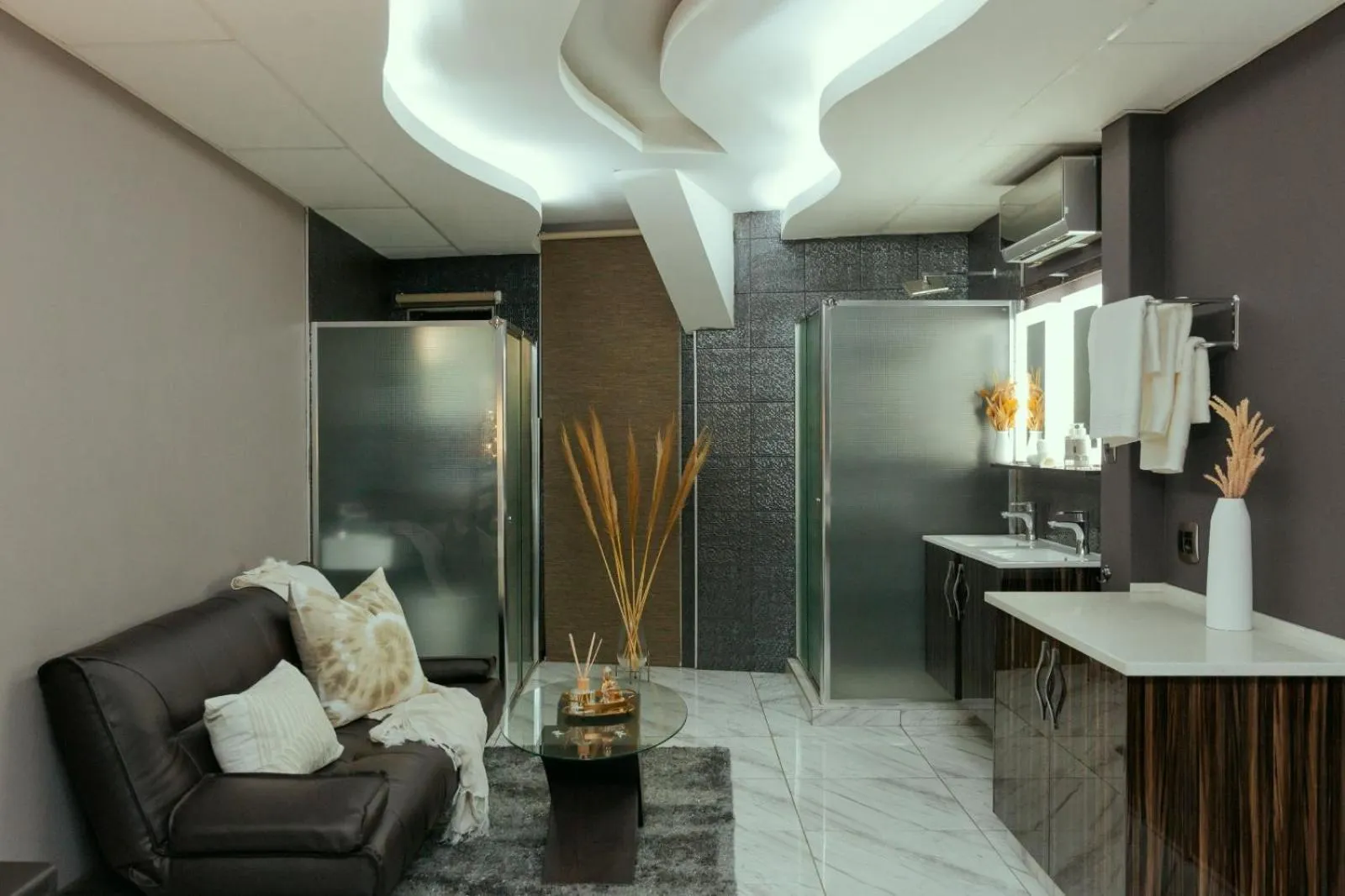 Bathroom in Monte La Vue Hotel