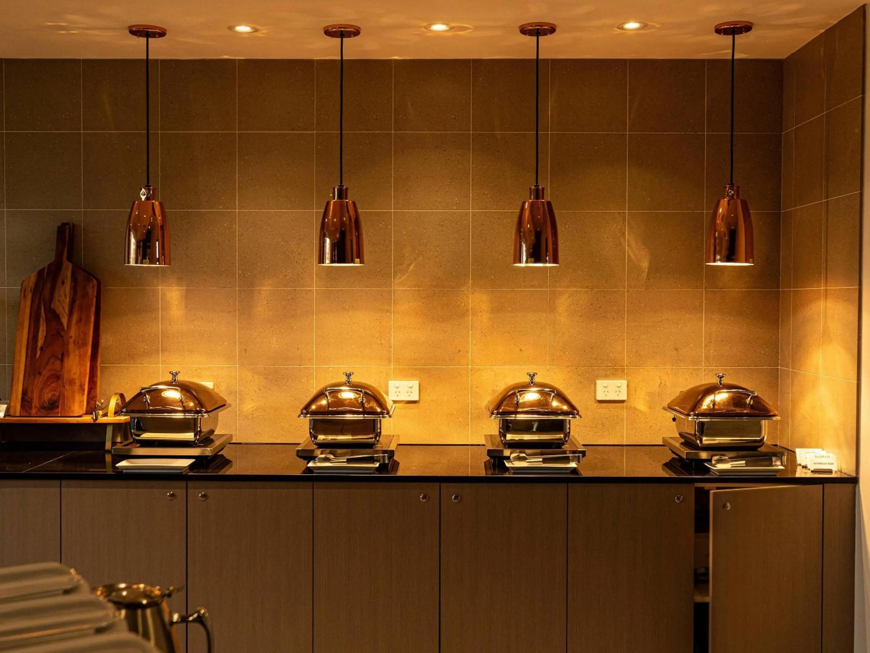 Restaurant/places to eat in Comfort Resort Leura Gardens