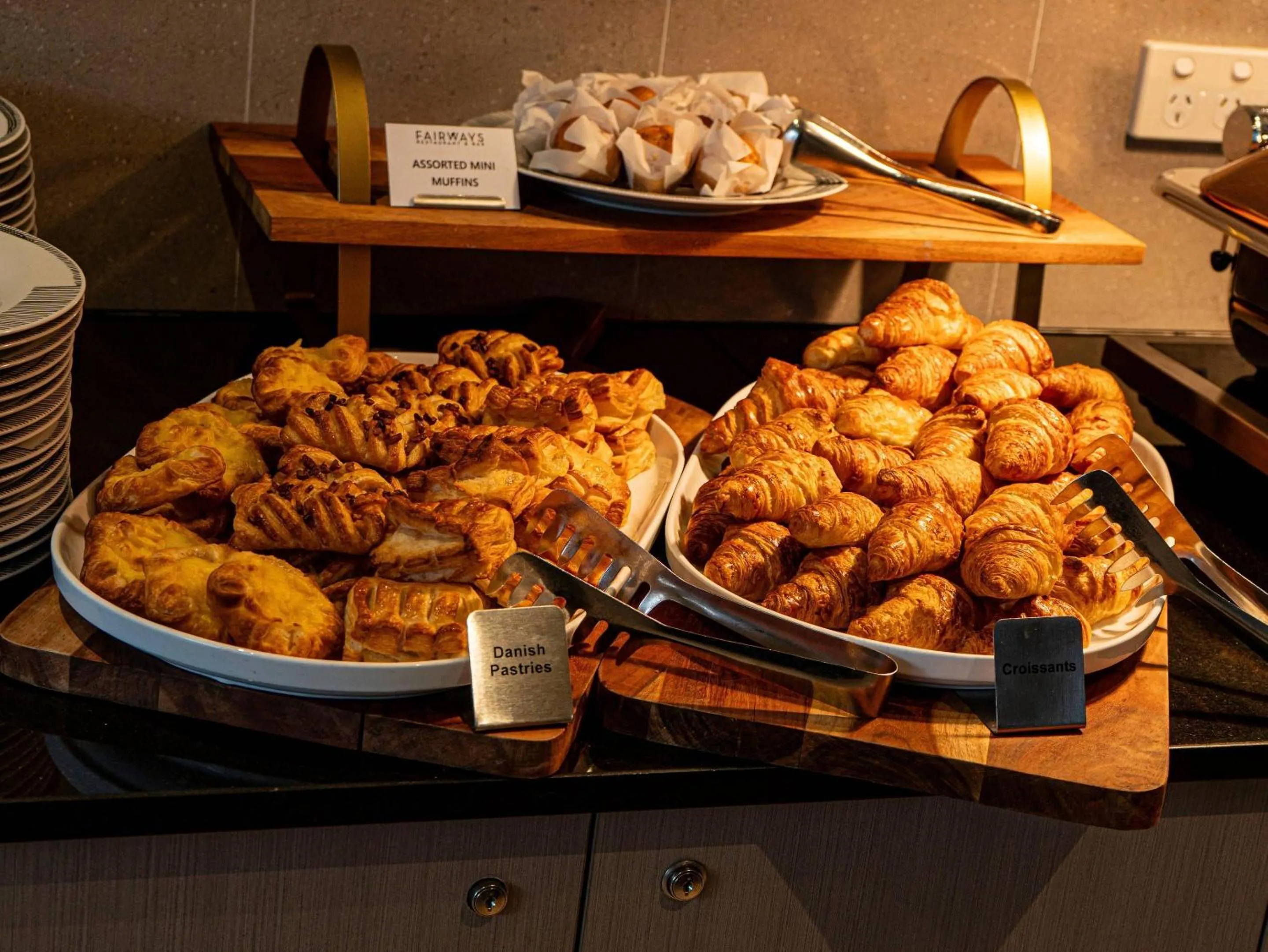 Restaurant/places to eat in Comfort Resort Leura Gardens