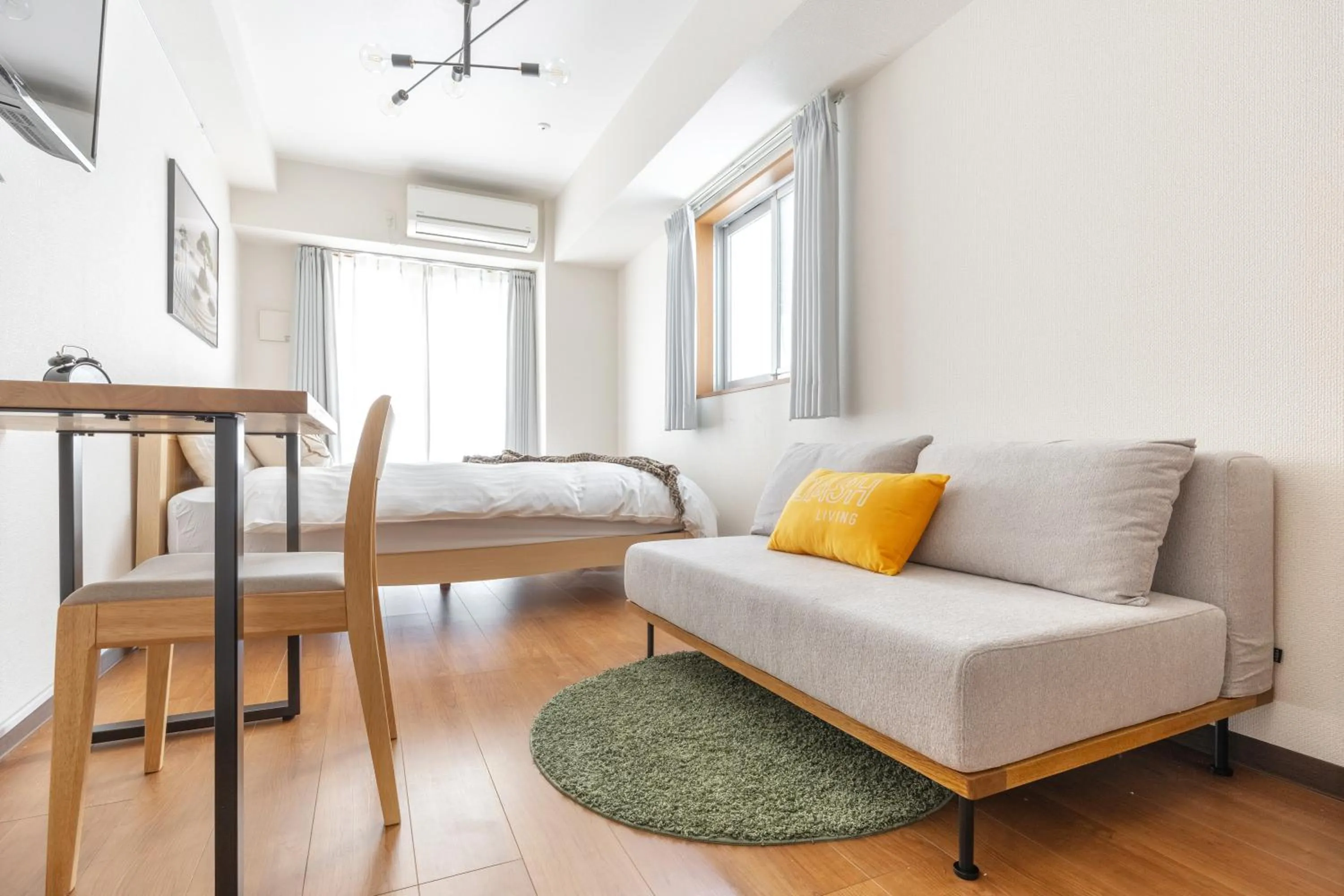 Bed in Dash Living Shinjuku