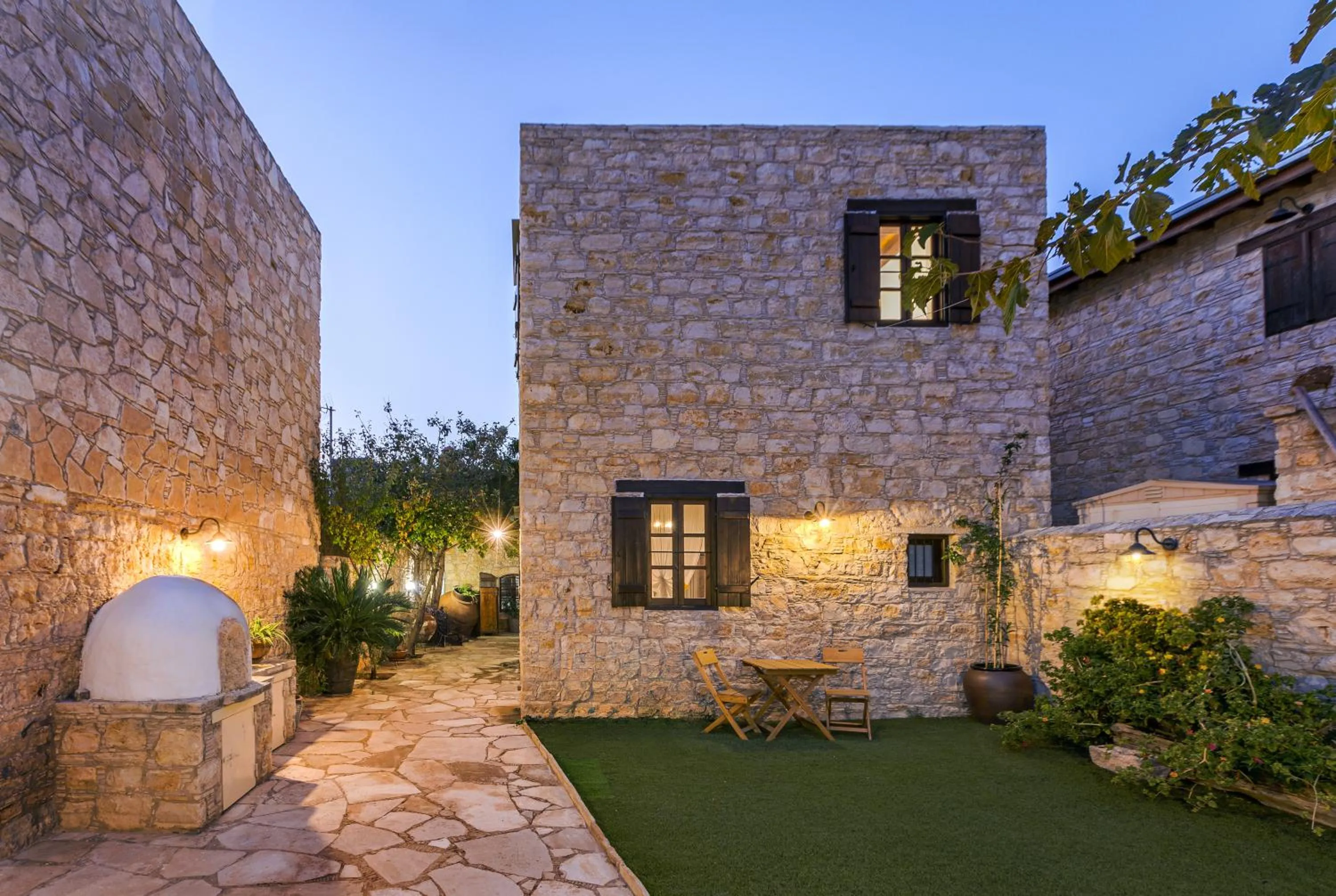 Night in Oinoessa Traditional Boutique Guest Houses