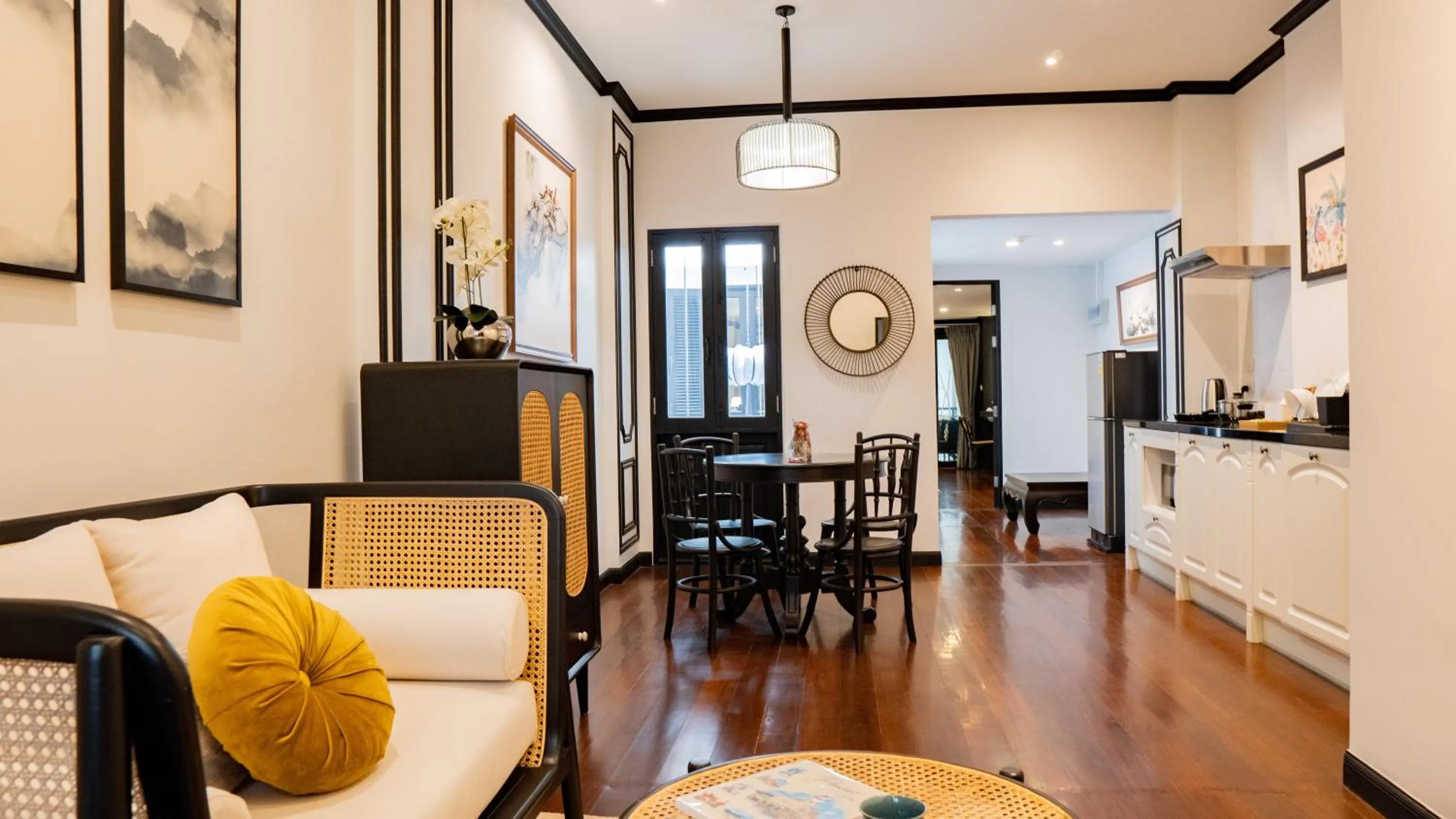 Seating area in BAAN 125 STAY Phuket