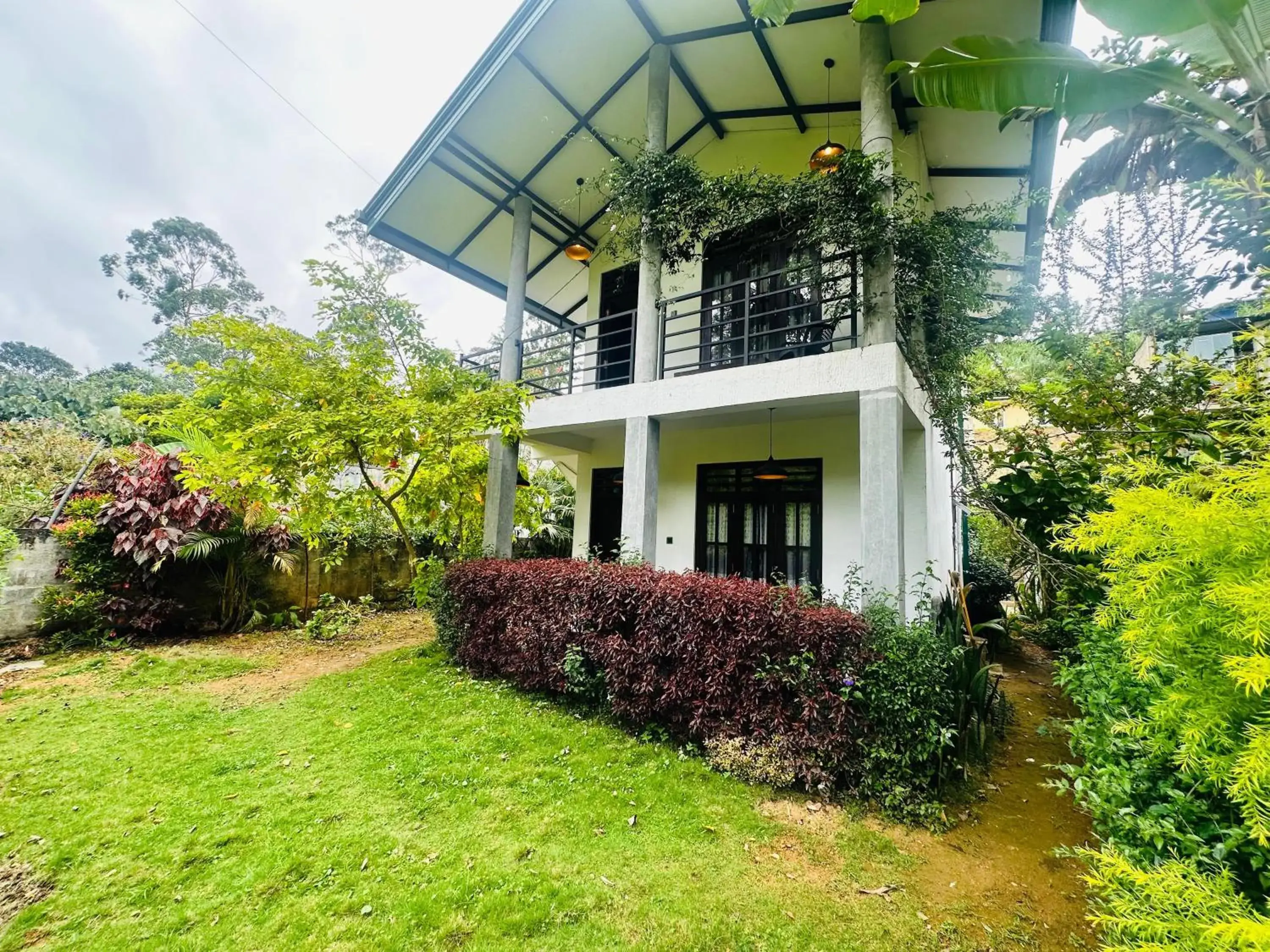 Double Room with Private Bathroom - single occupancy in Traveller's Villa Double Room with Private Bathroom - single occupancy in Traveller's Villa