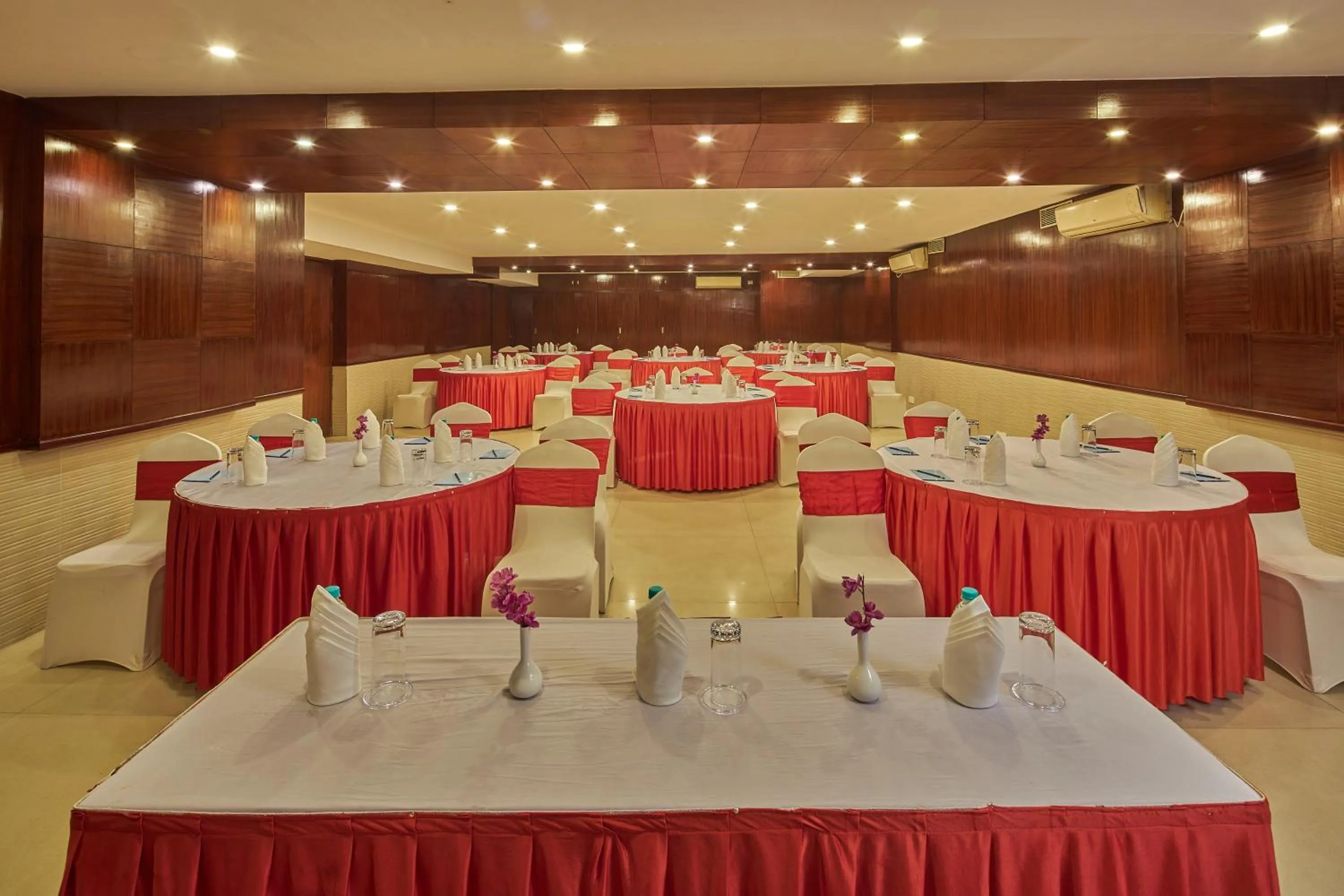 Business facilities in Tulip Inn Koramangala Bangalore