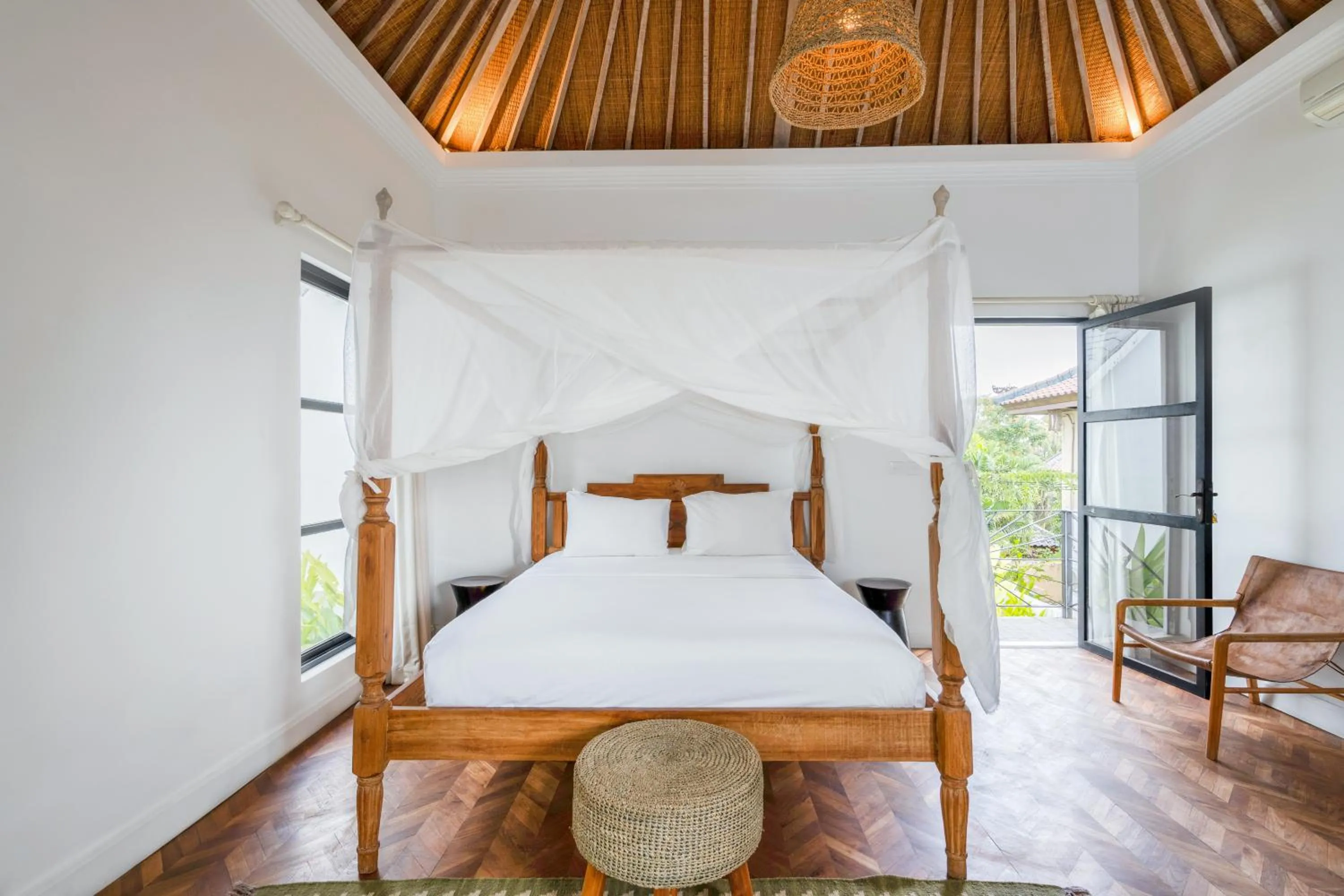 Bed in Mare Villa by Betterplace