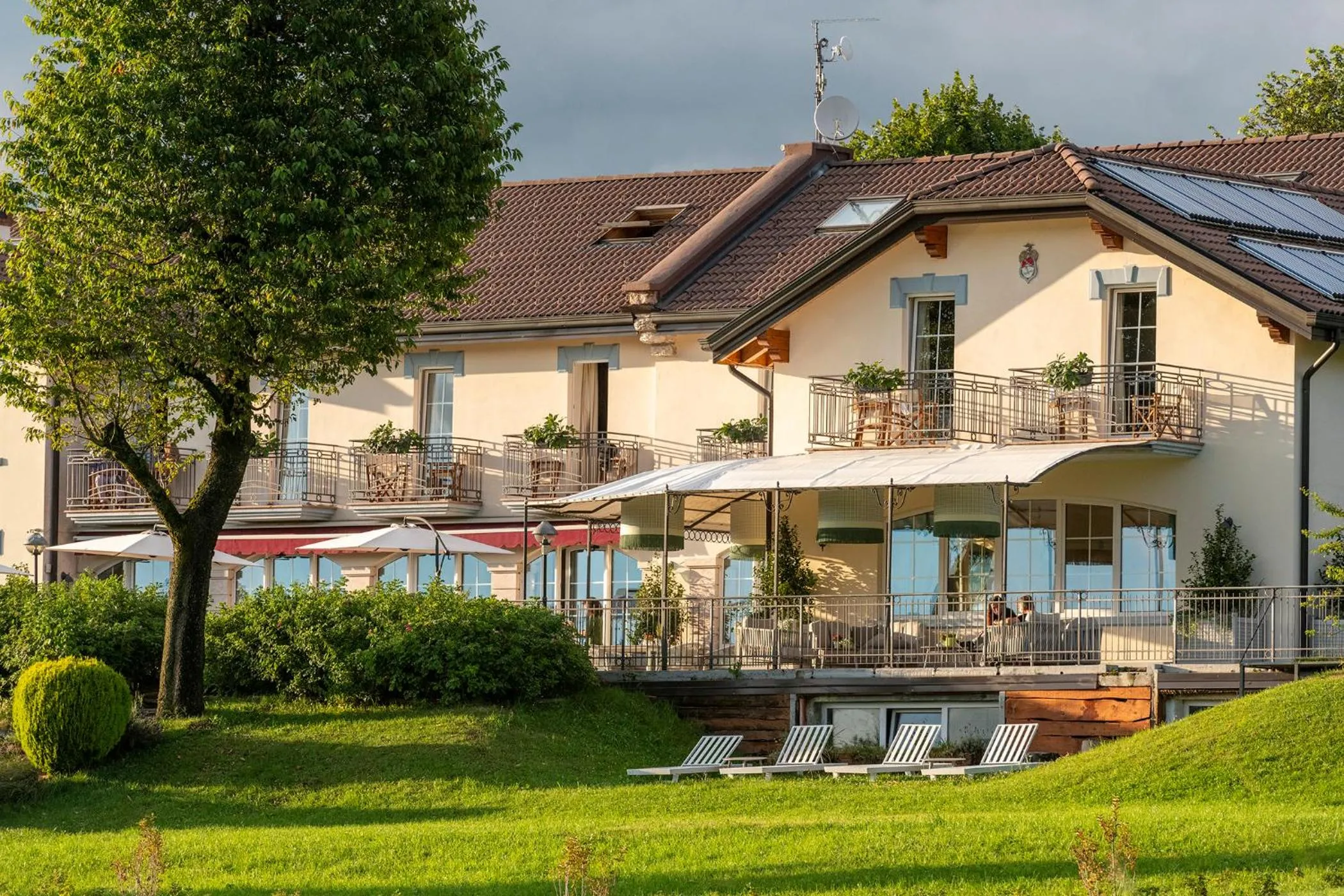 Property building in Villa Bonomo Charme Hotel