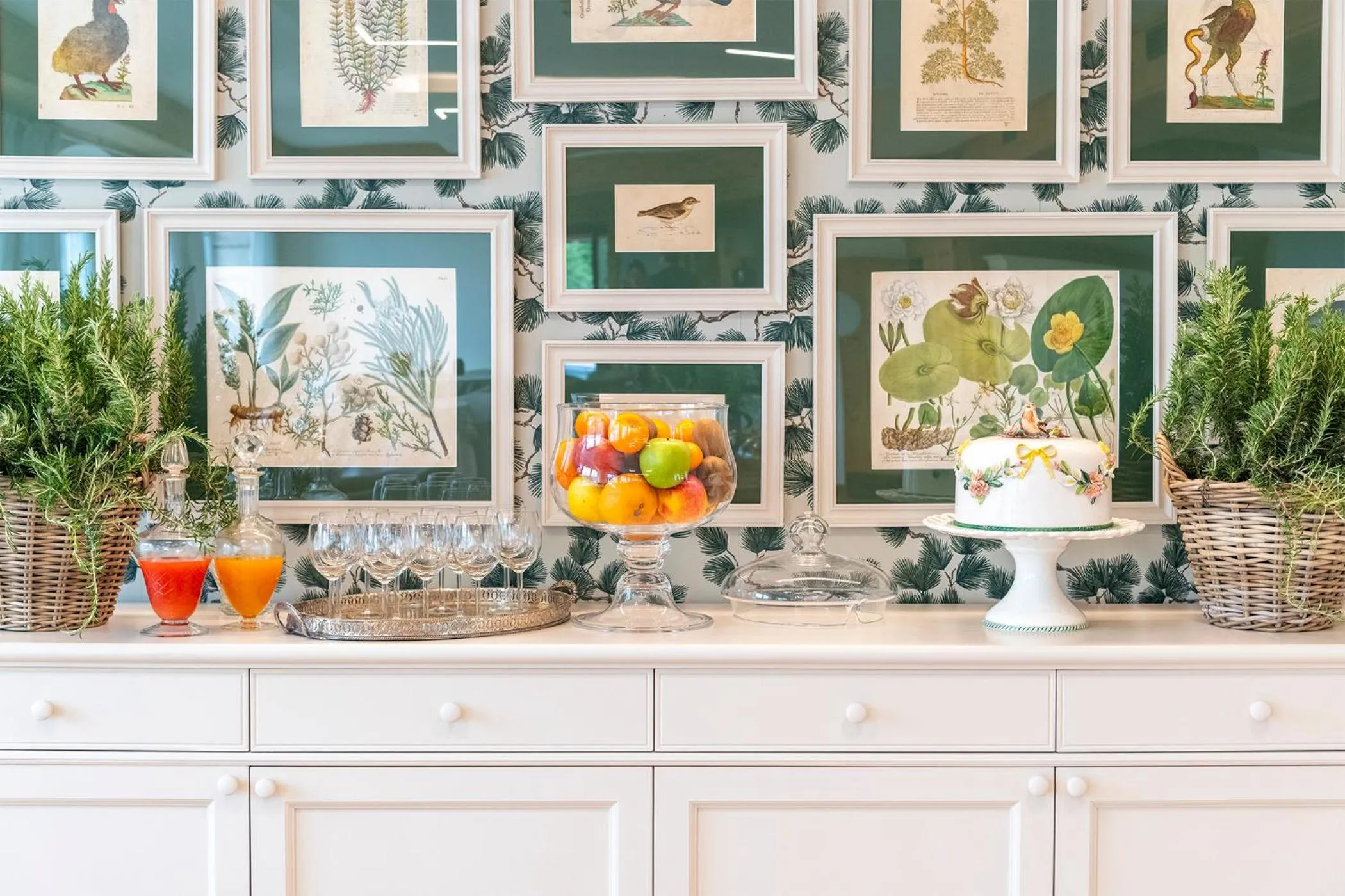 Food and drinks in Villa Bonomo Charme Hotel