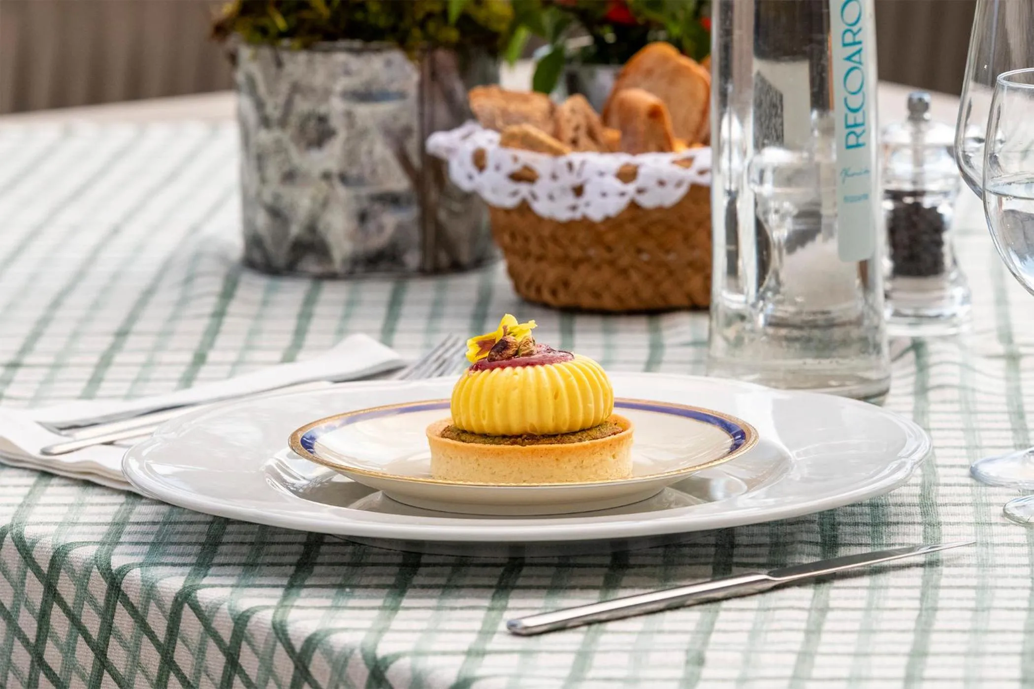 Restaurant/places to eat in Villa Bonomo Charme Hotel