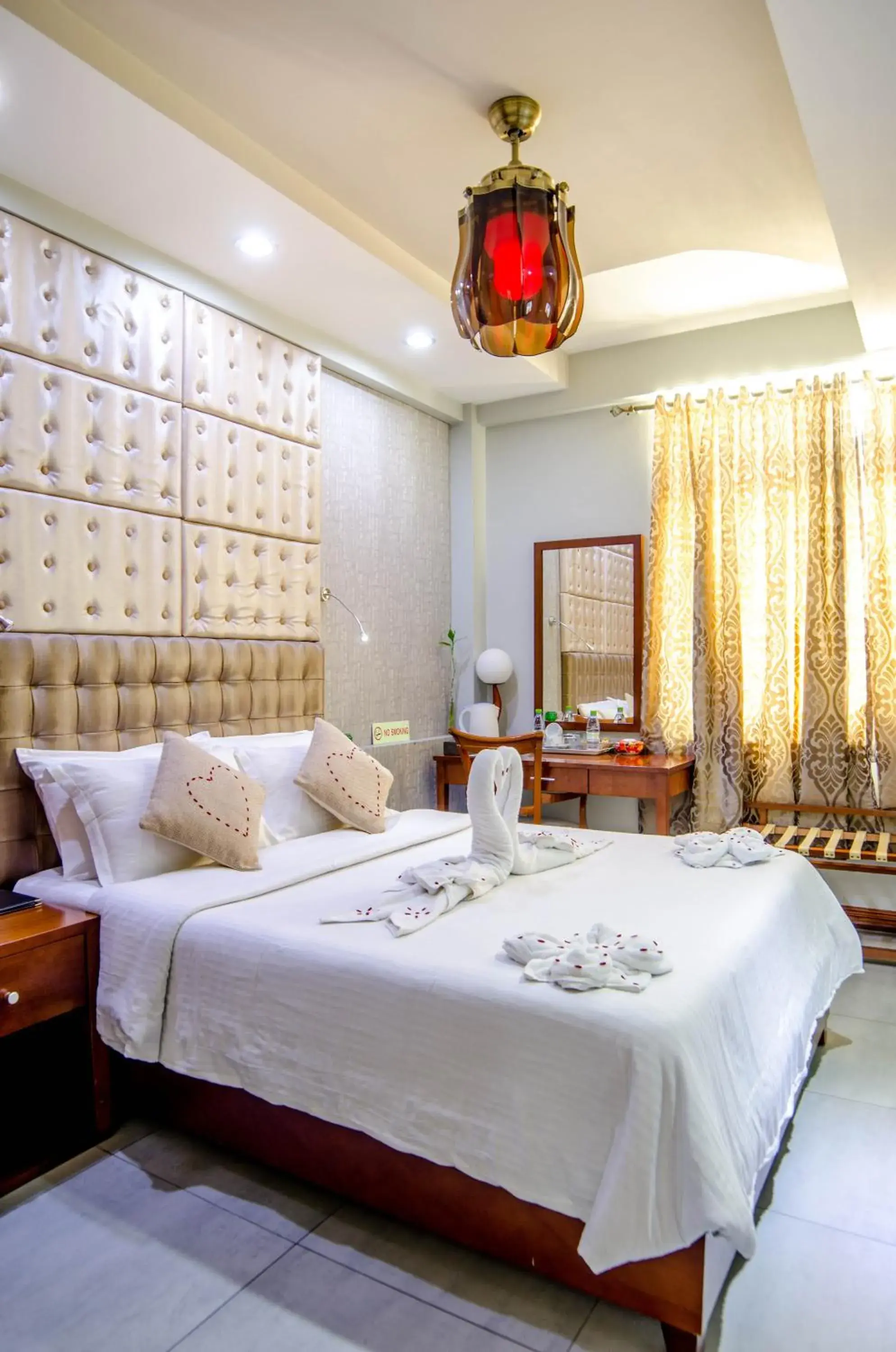 Bed in Newtown Inn Bed in Newtown Inn