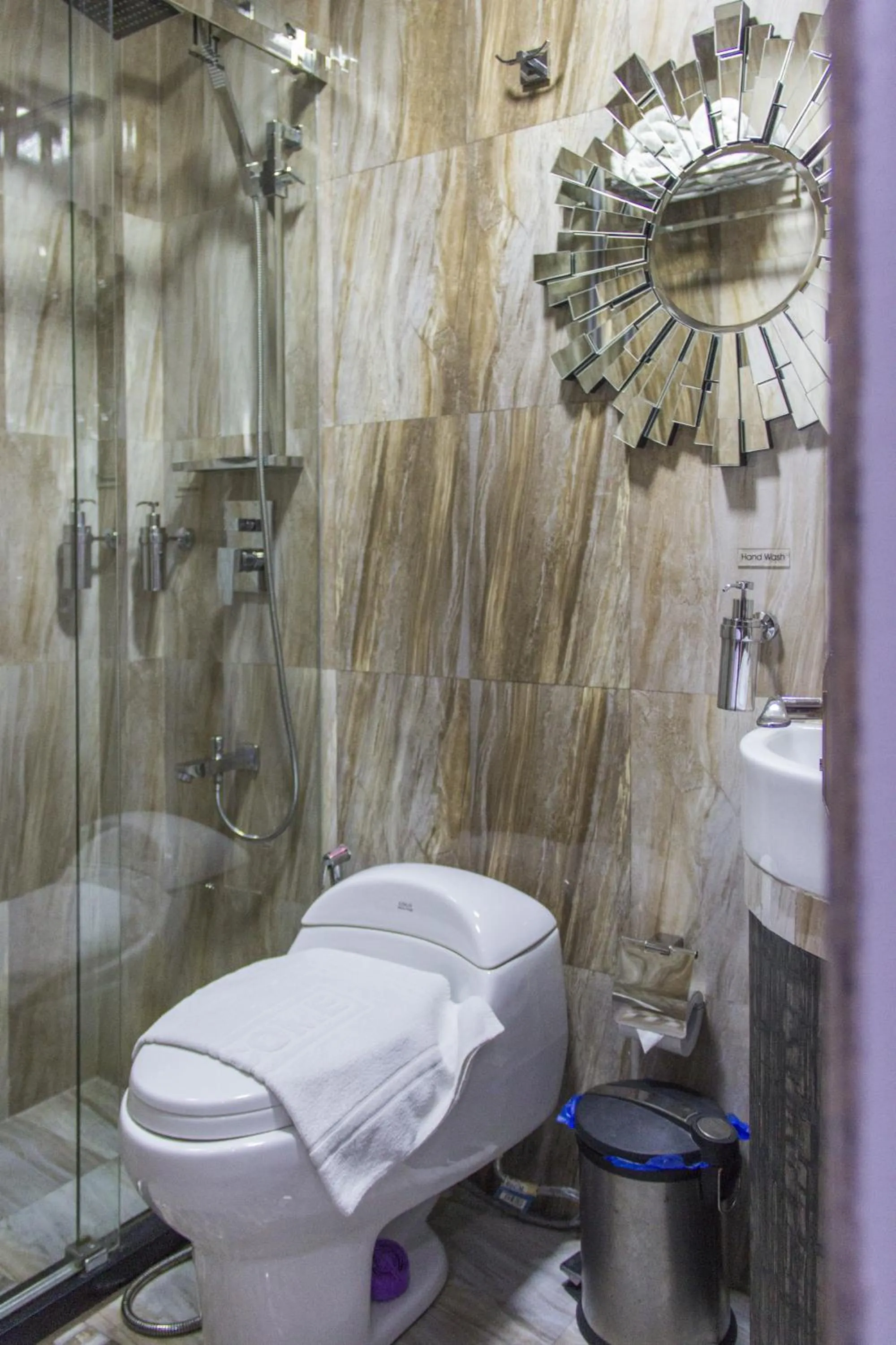 Bathroom in Newtown Inn