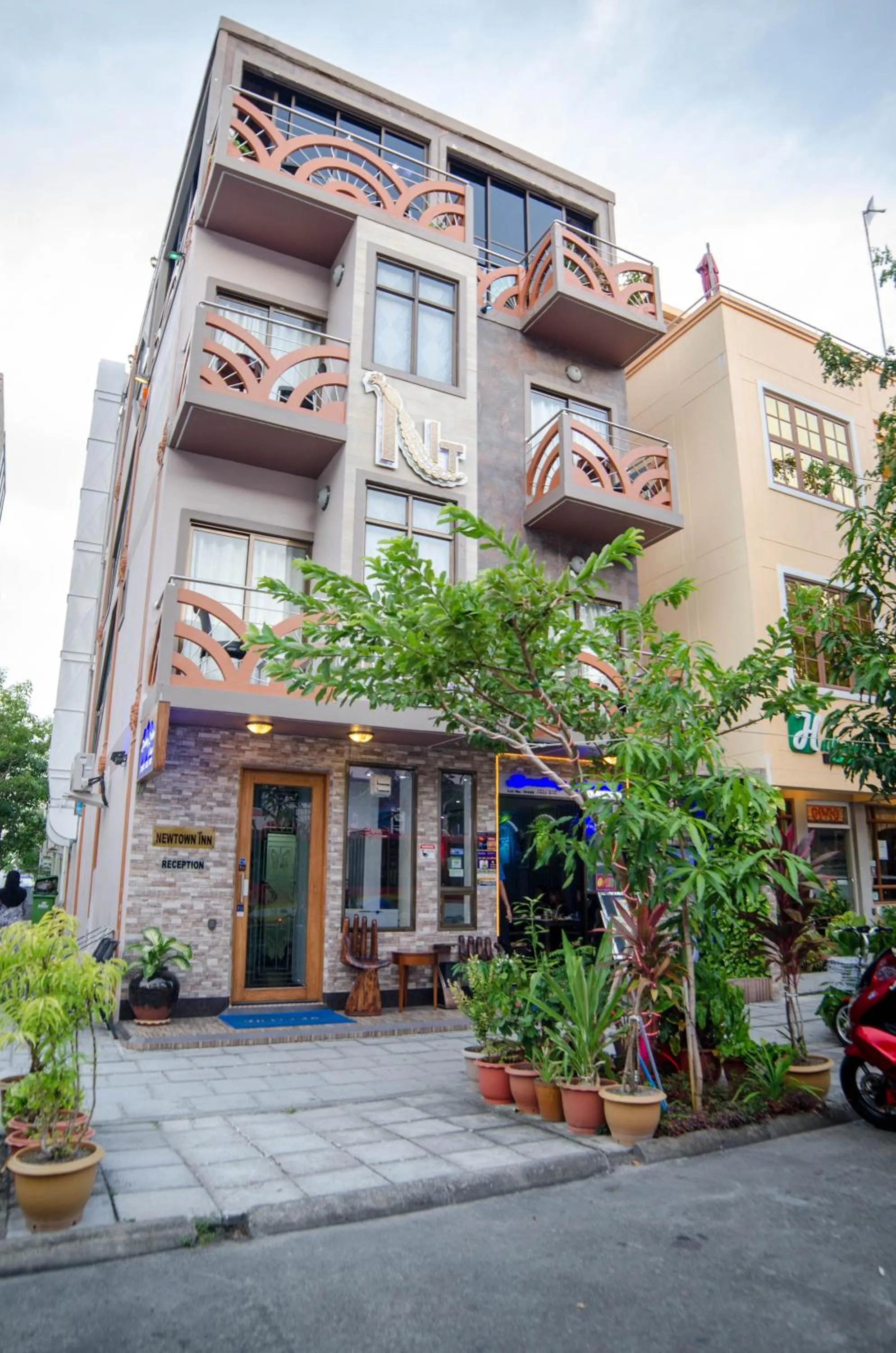 City view in Newtown Inn