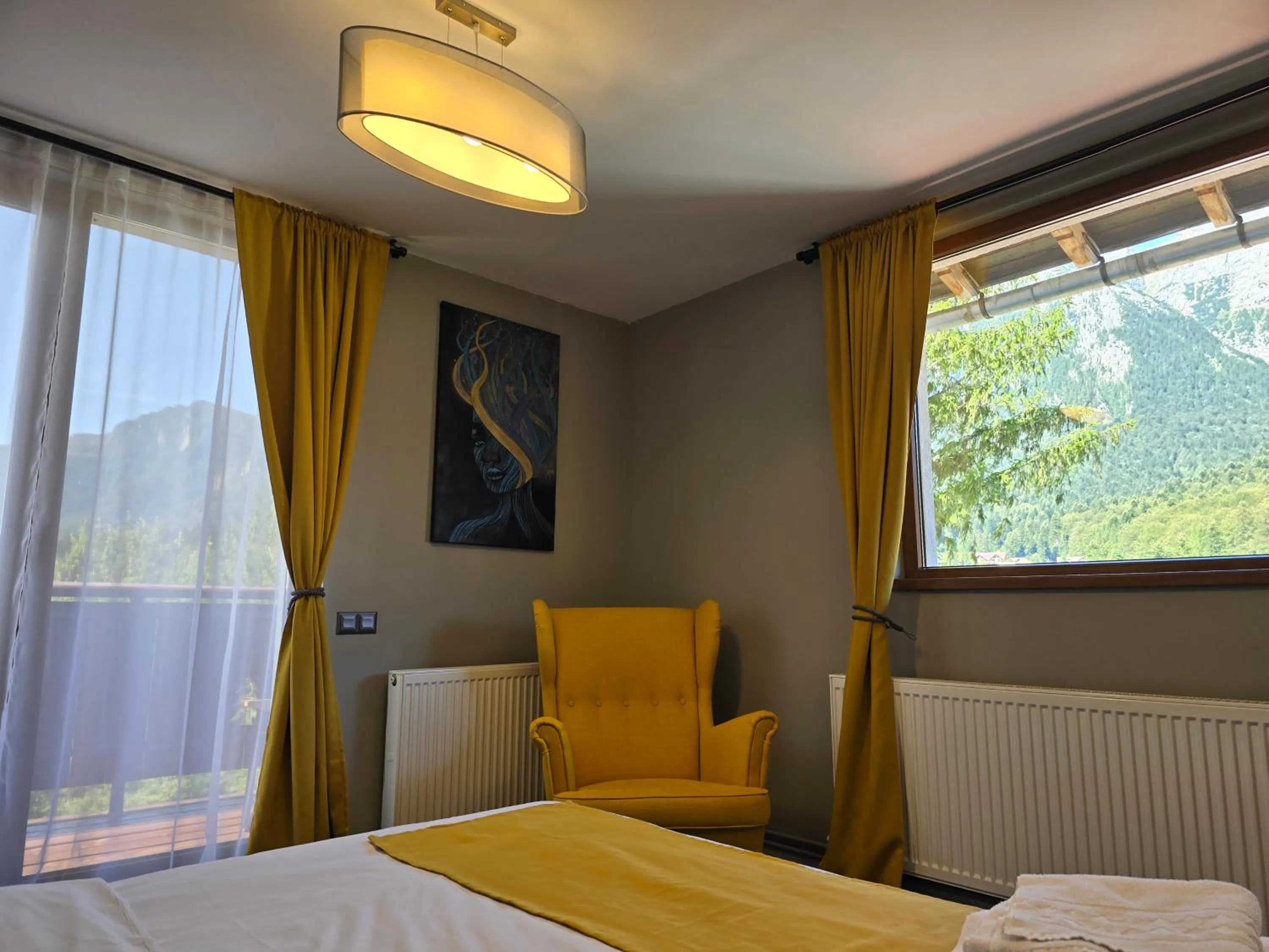 Seating area in CASA FLORESCU