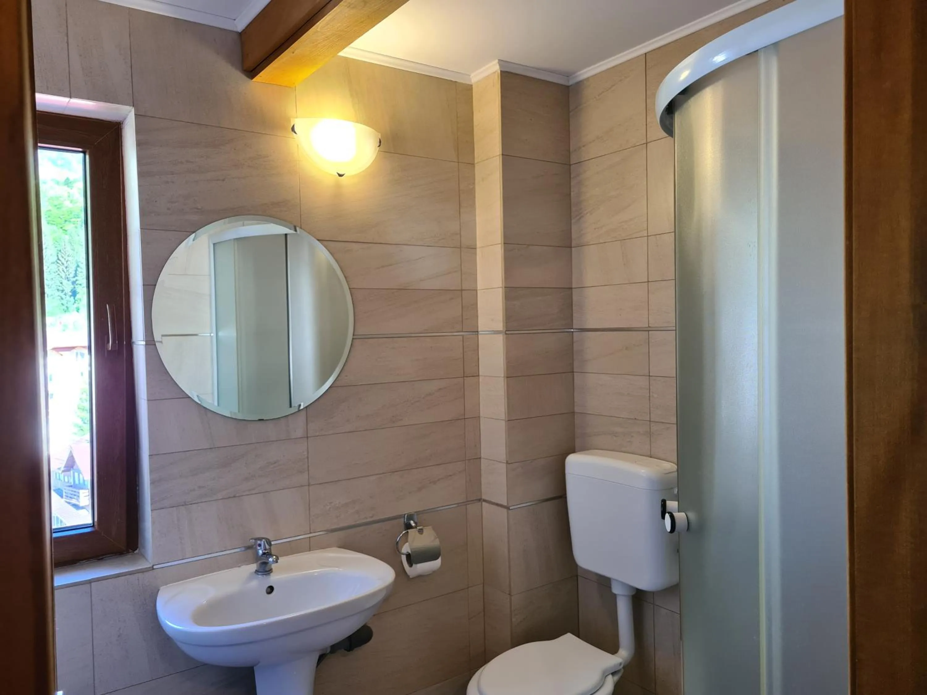 Bathroom in CASA FLORESCU