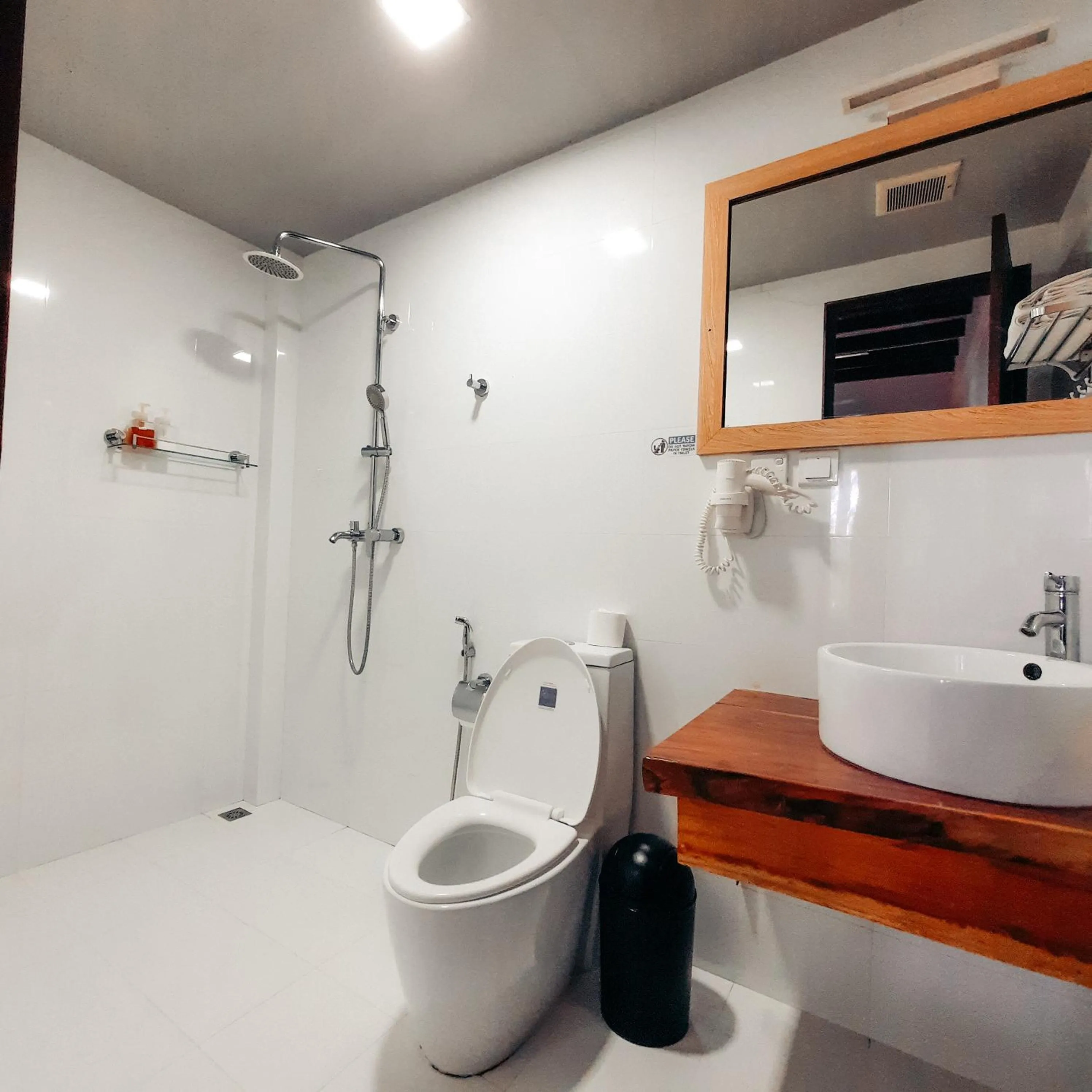 Bathroom in Thundi Sea View