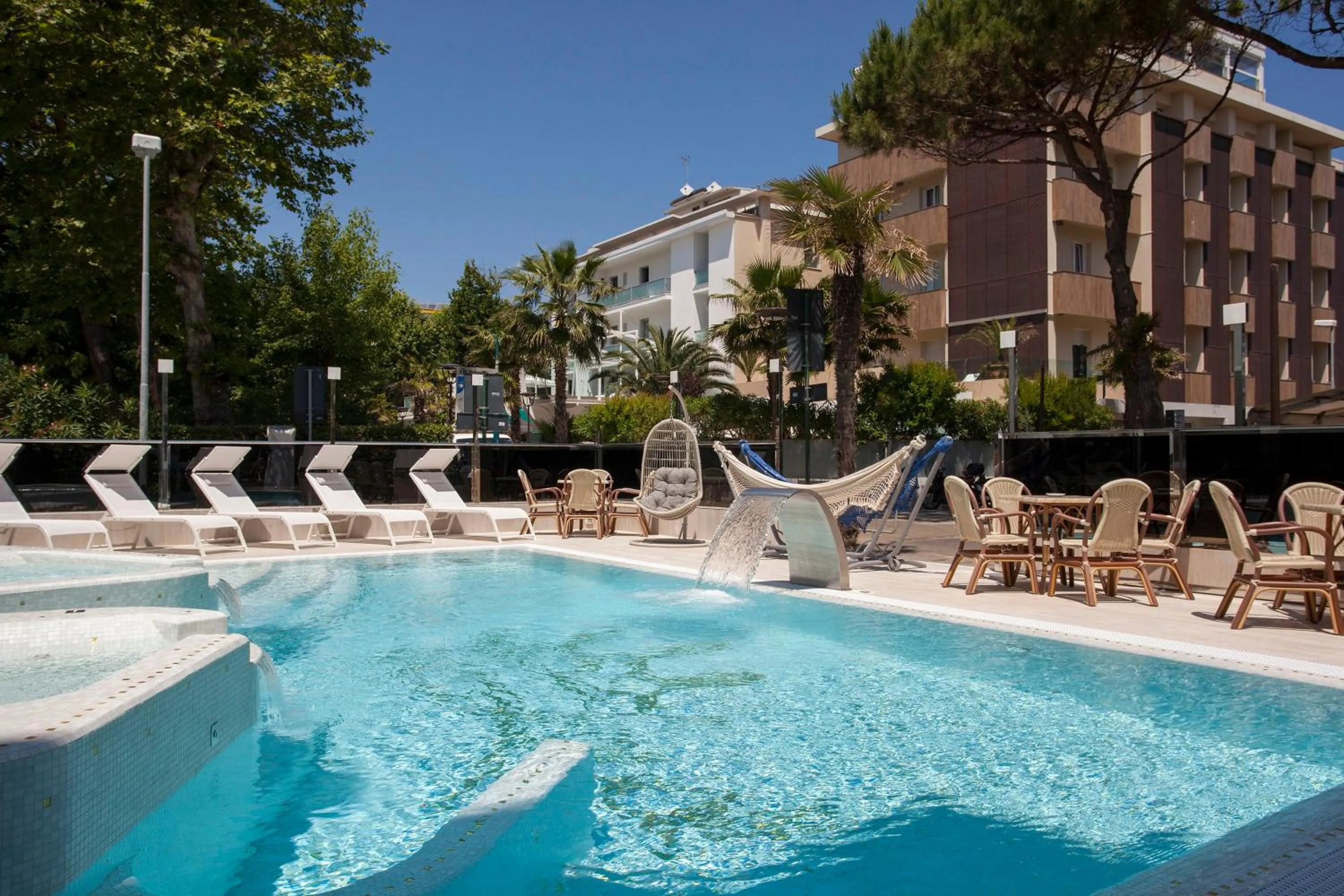 Swimming pool in Hotel Diamond