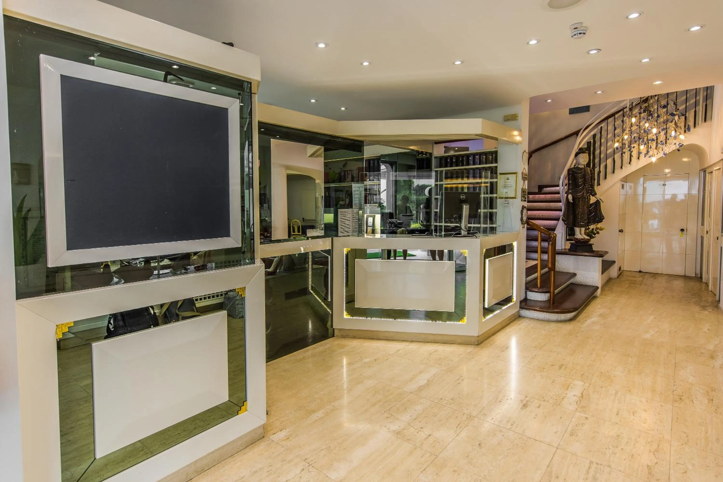 Lobby or reception in Hotel Diamond