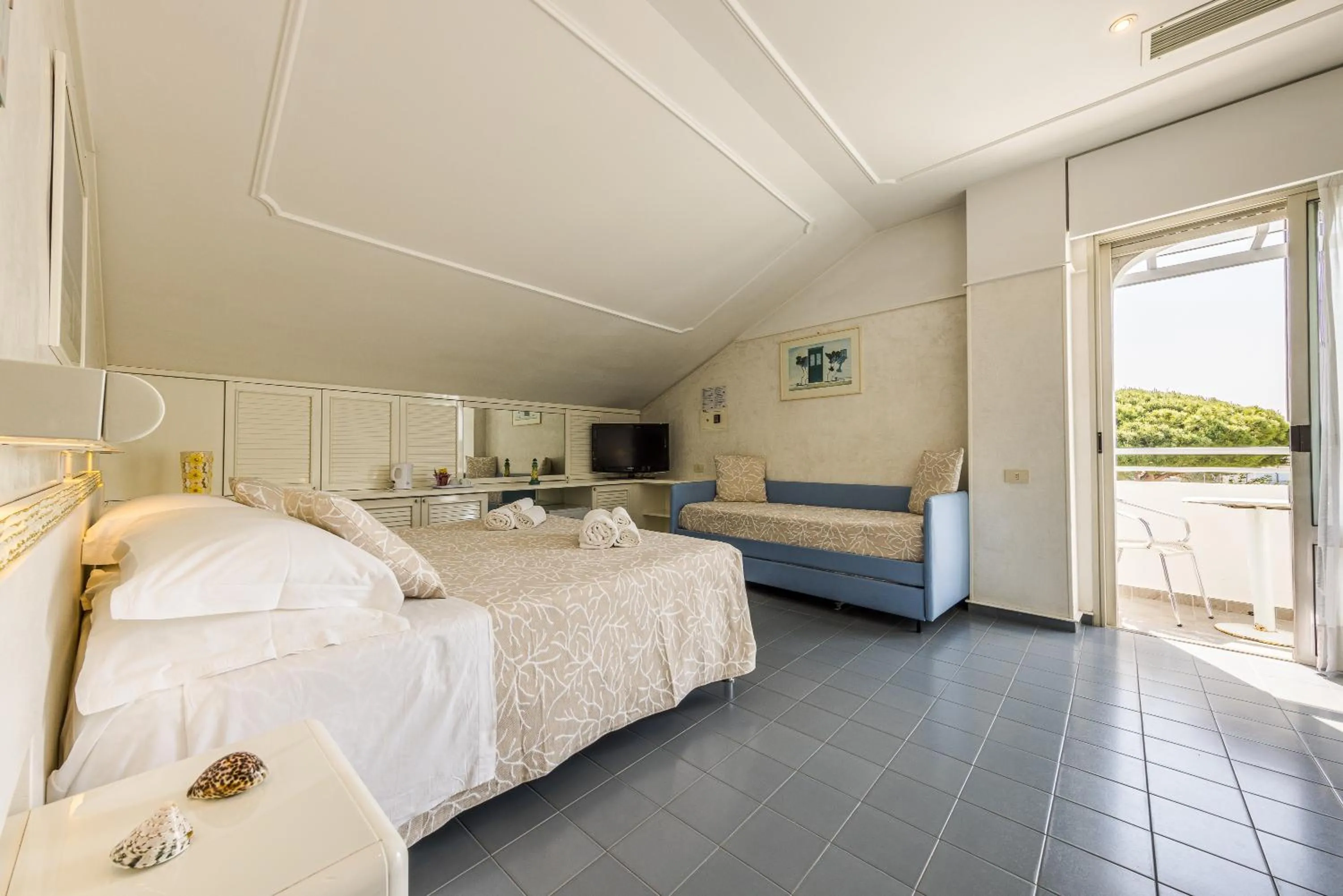 Bedroom in Hotel Diamond