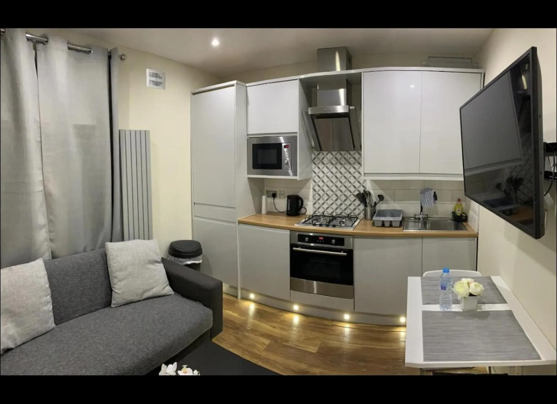 Charming 2-Bed Apartment