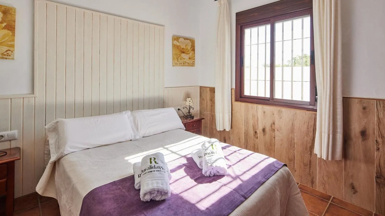 Bedroom, Bed in Chalet El Cancelín Conil de la Frontera by Ruralidays