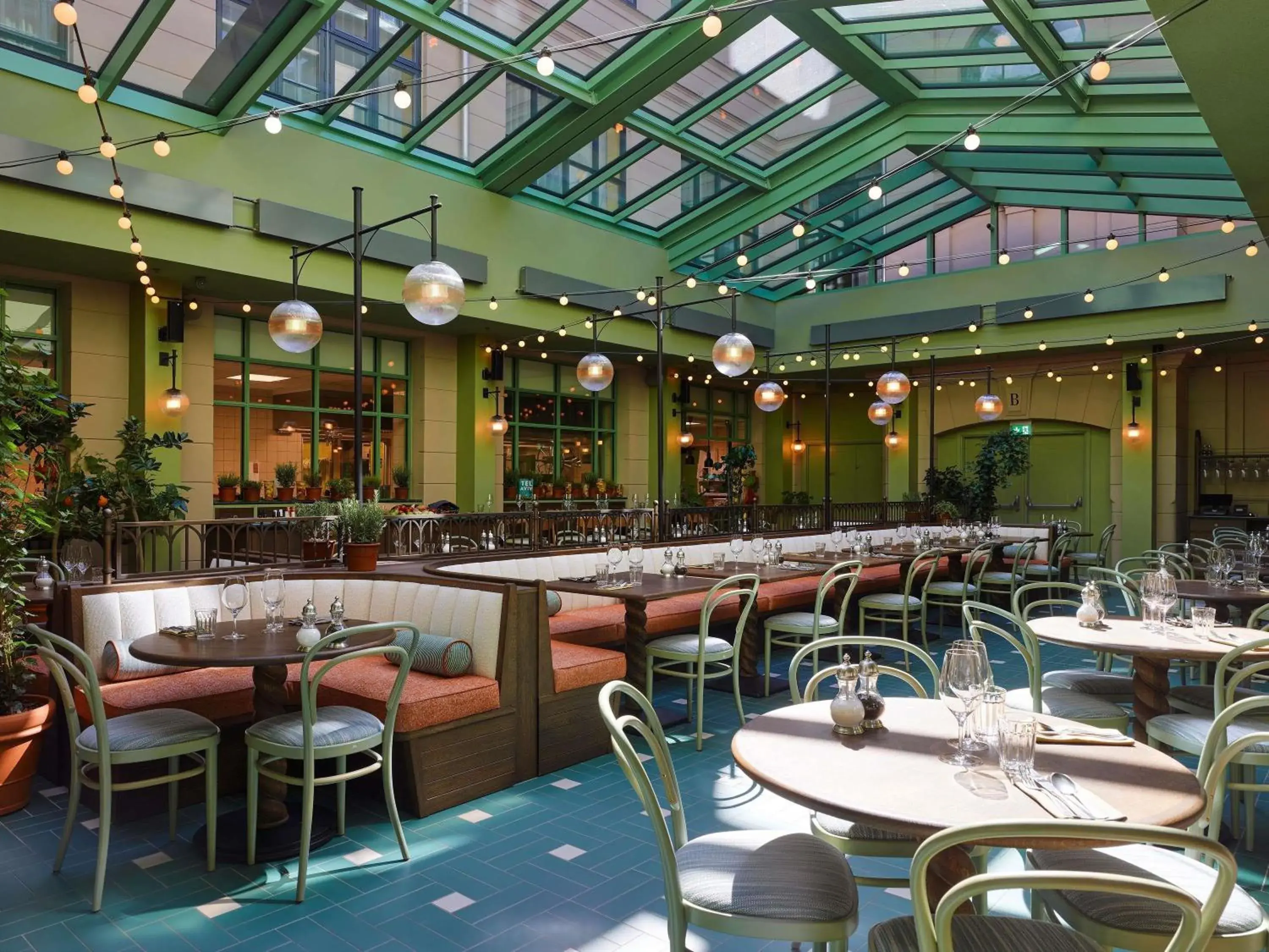 Restaurant/places to eat in 25hours Hotel Indre By Restaurant/places to eat in 25hours Hotel Indre By