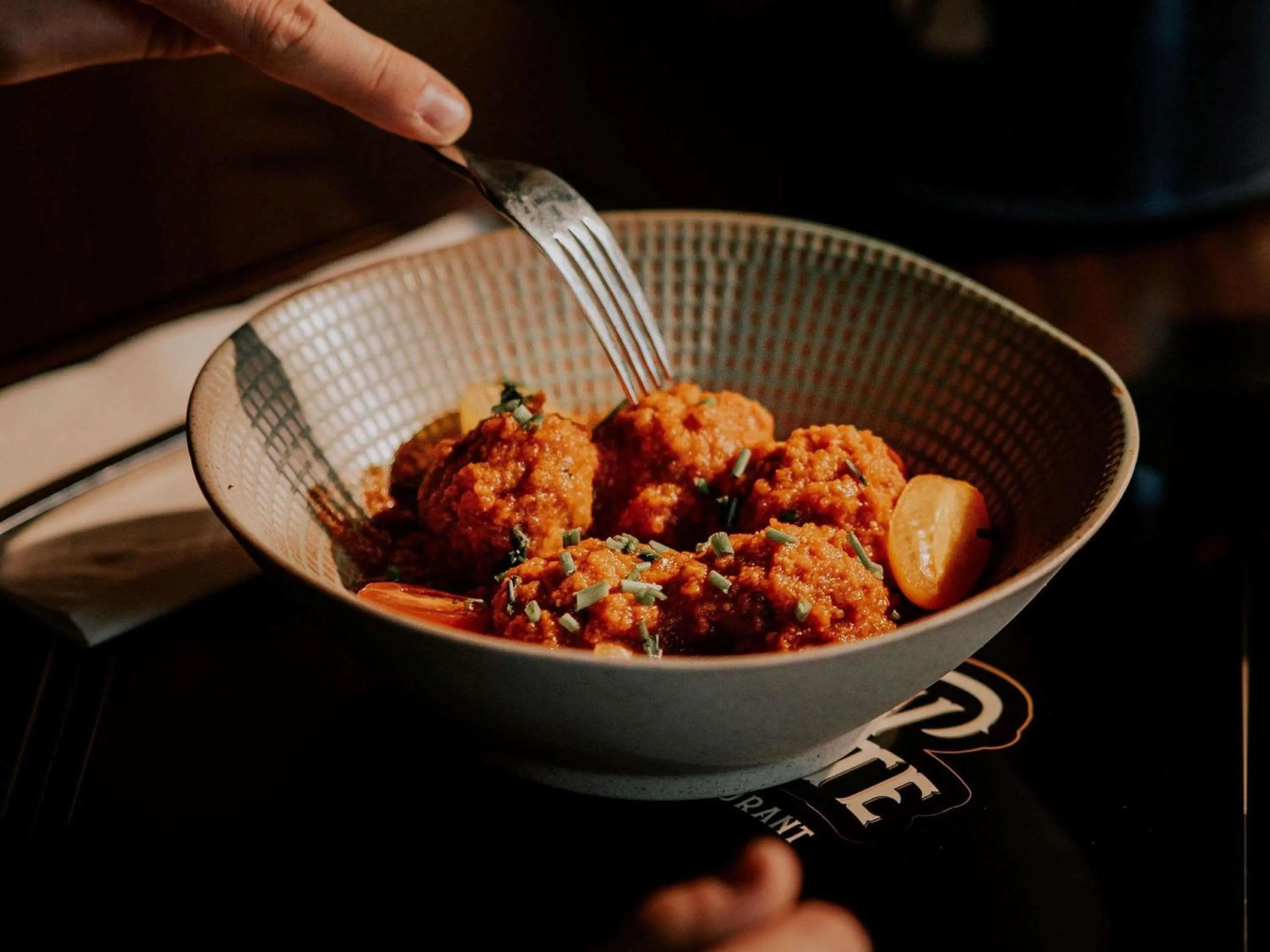 Restaurant/places to eat in ibis Styles Lens Centre Gare