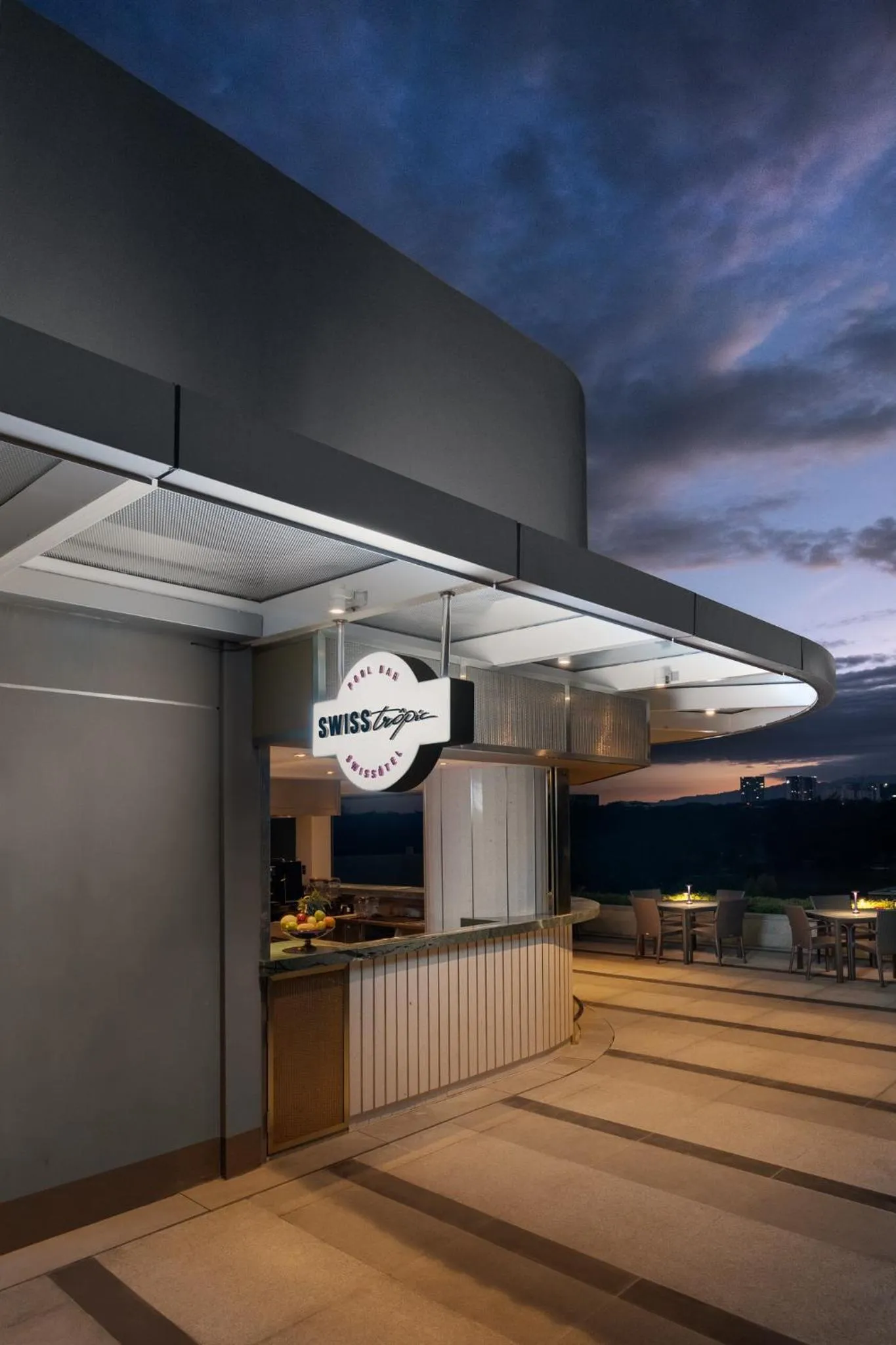 Restaurant/places to eat in Swissôtel Clark Philippines