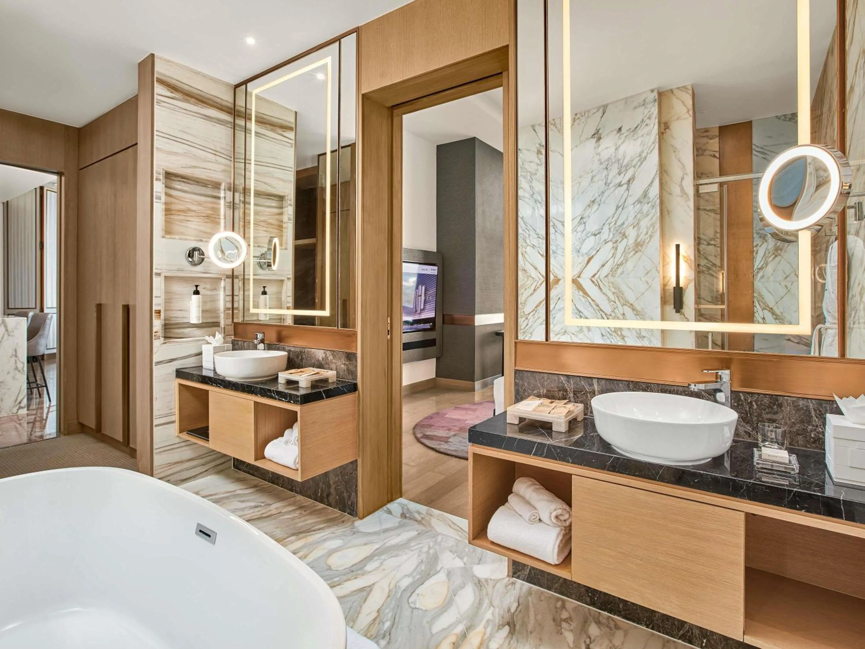 Bedroom in Swissôtel Clark Philippines