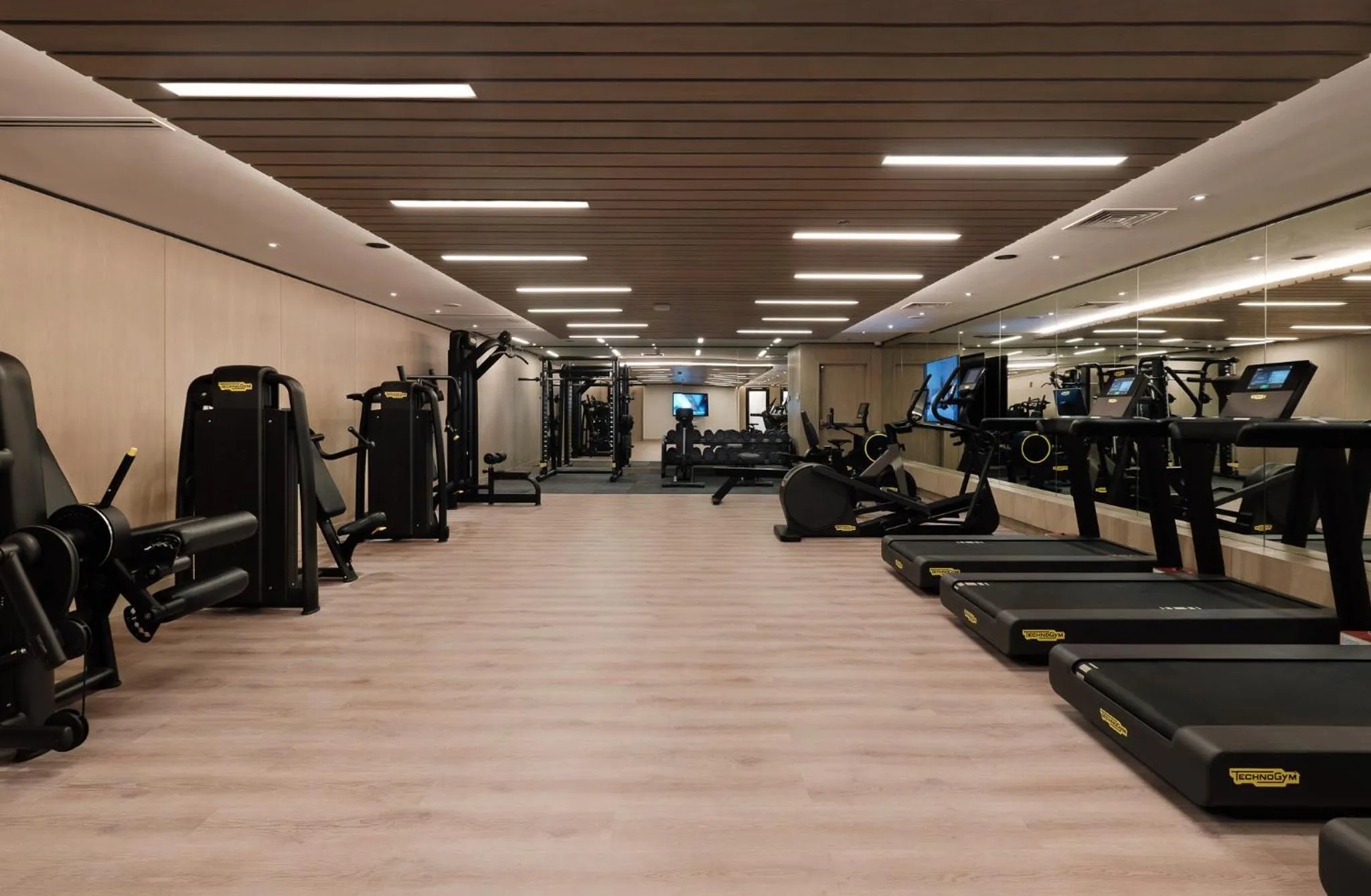 Fitness centre/facilities in Swissôtel Clark Philippines