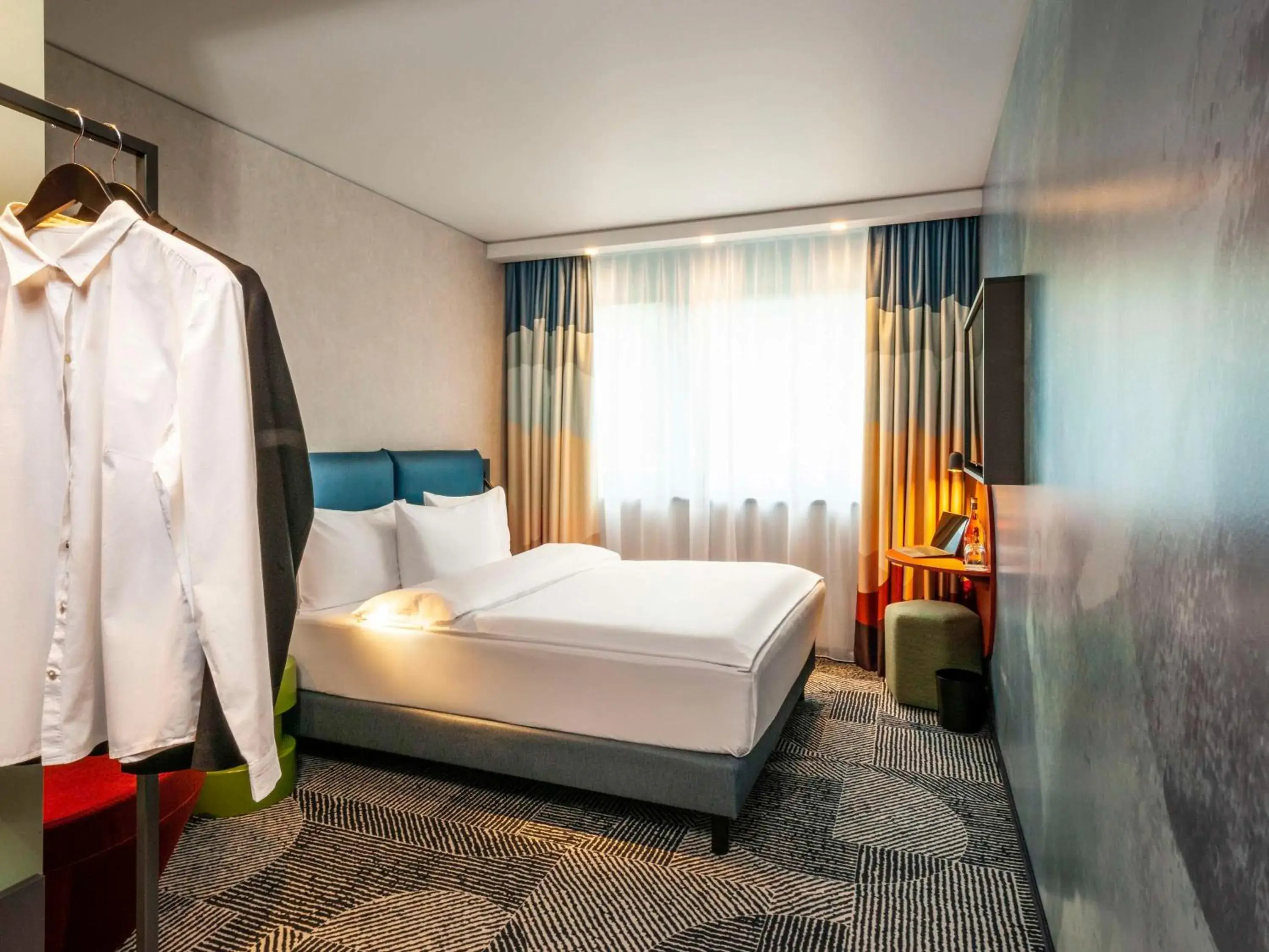 Bedroom, Bed in ibis Styles St Margrethen Bodensee Bedroom, Bed in ibis Styles St Margrethen Bodensee