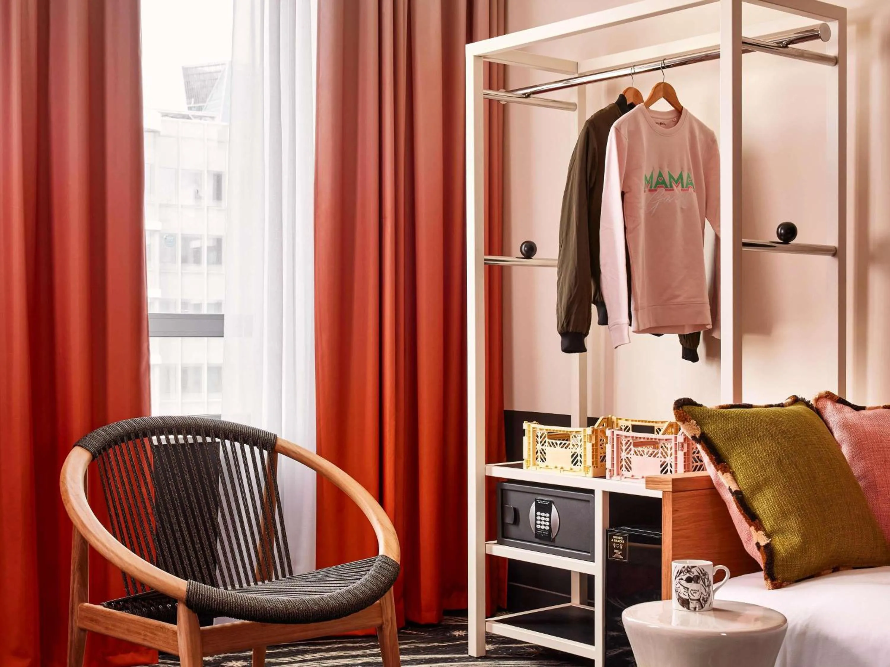 Bedroom in Mama Shelter Paris La Défense