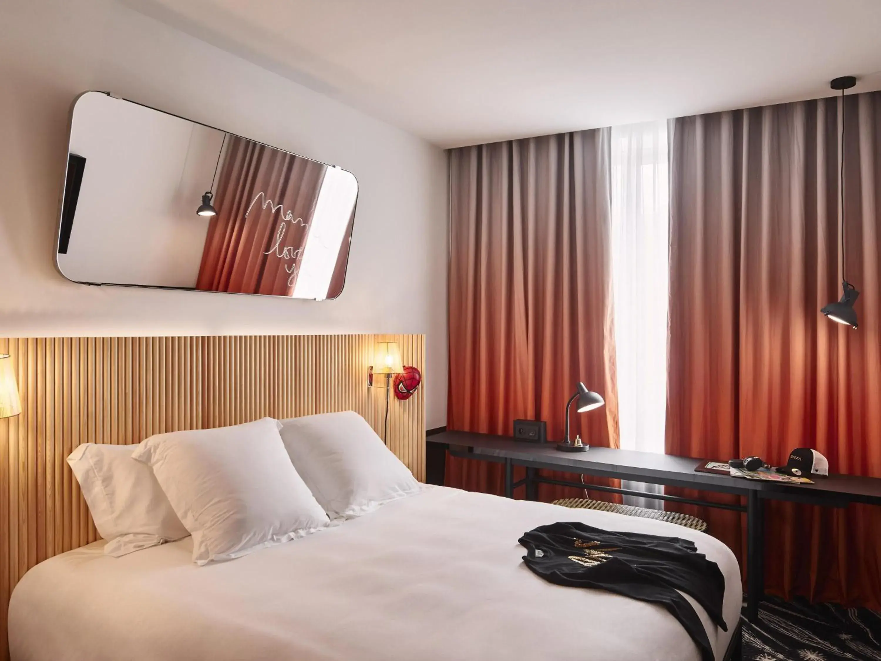 Bedroom, Bed in Mama Shelter Paris La Défense Bedroom, Bed in Mama Shelter Paris La Défense