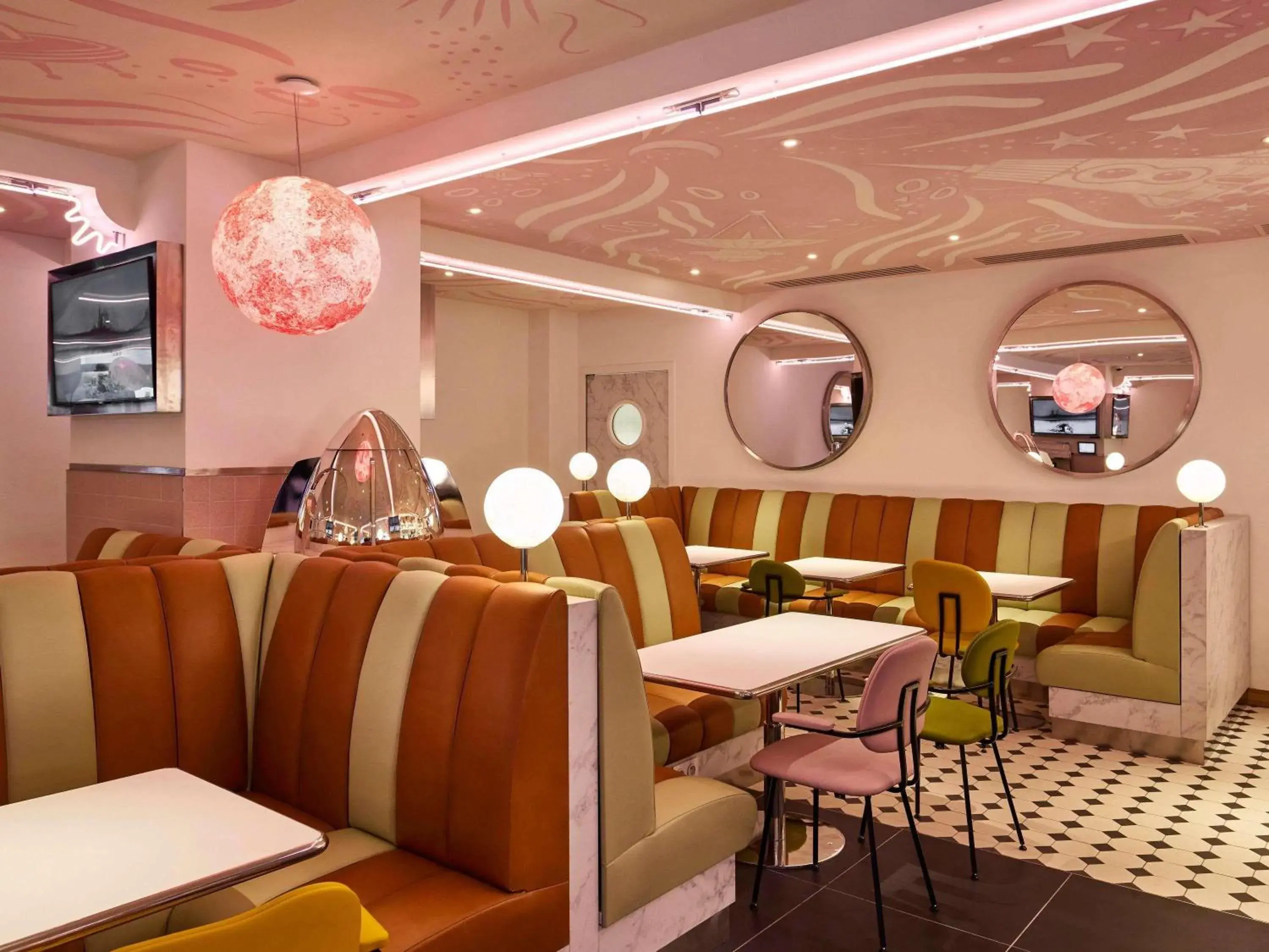 Restaurant/places to eat in Mama Shelter Paris La Défense Restaurant/places to eat in Mama Shelter Paris La Défense