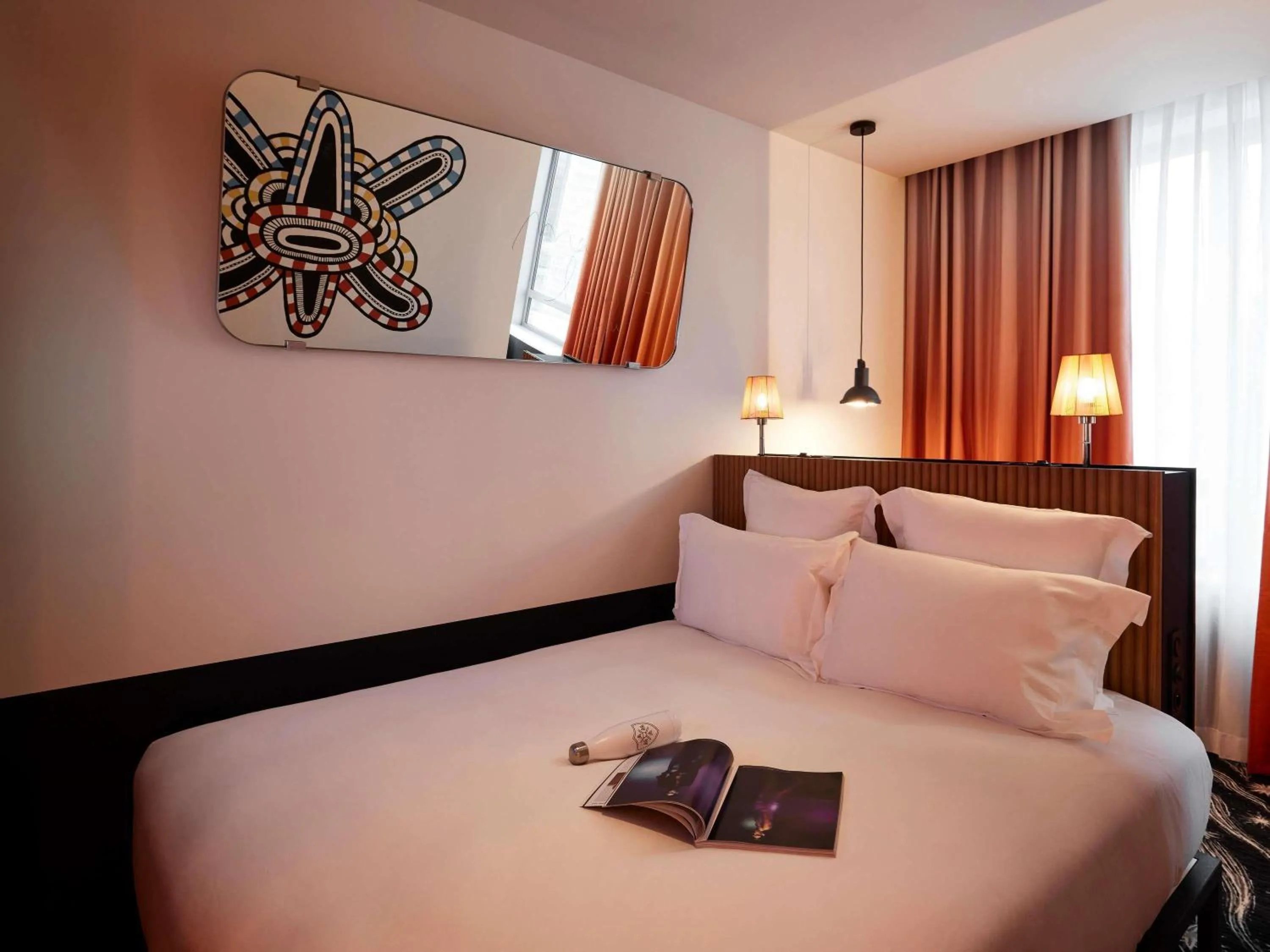 Bedroom, Bed in Mama Shelter Paris La Défense