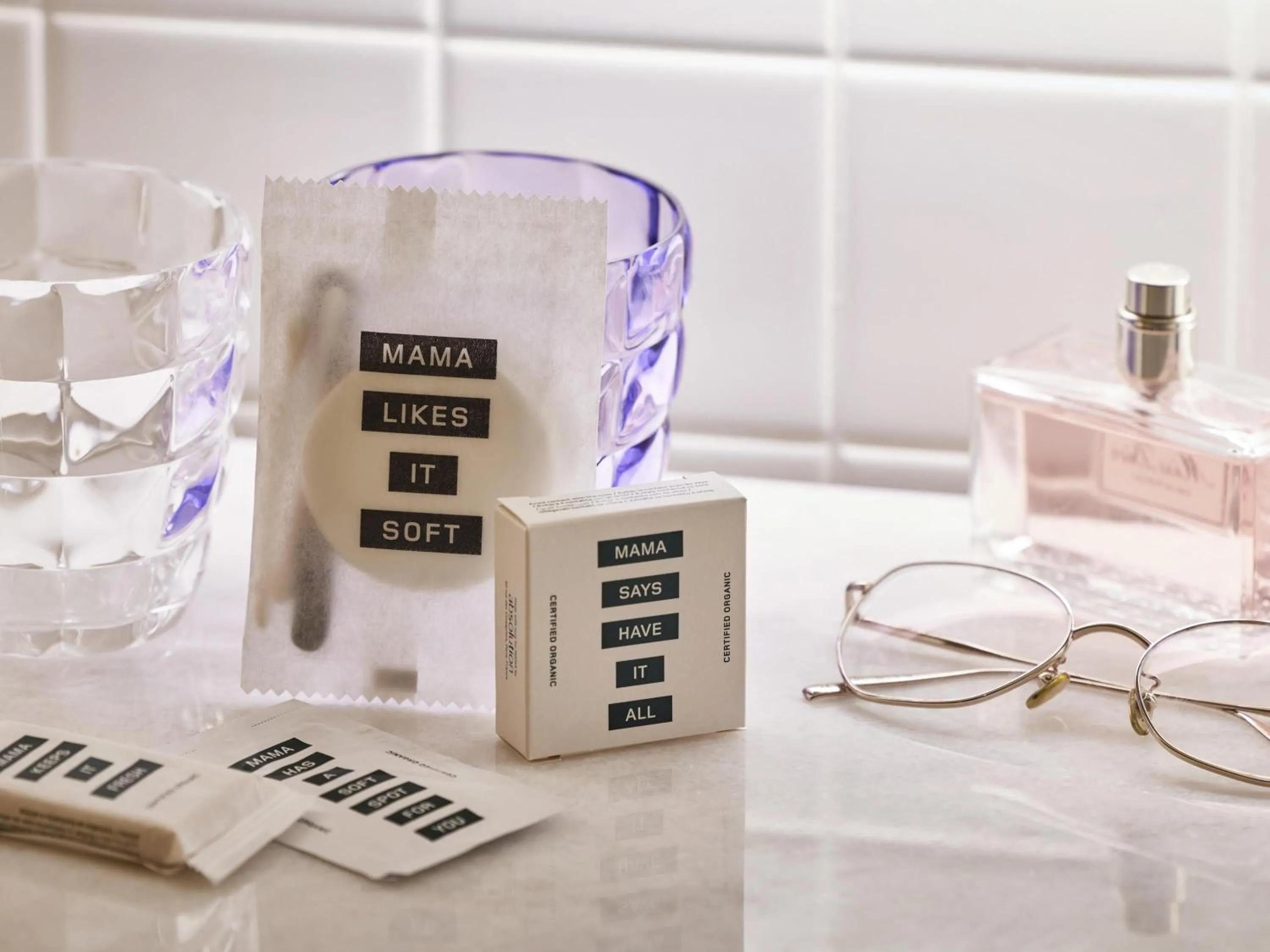 Bedroom in Mama Shelter Paris La Défense