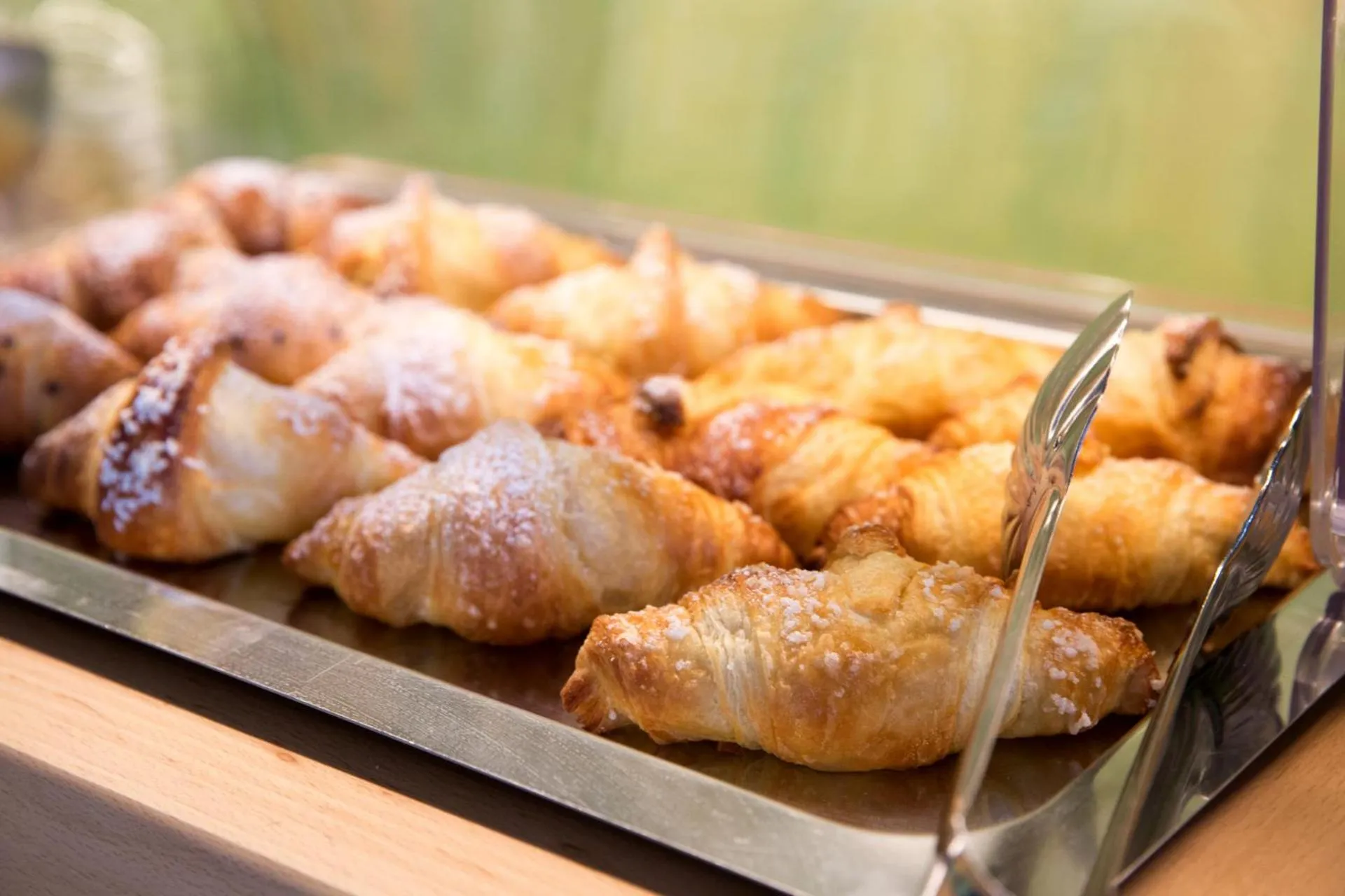 Buffet breakfast in Hotel Residence Mendolita