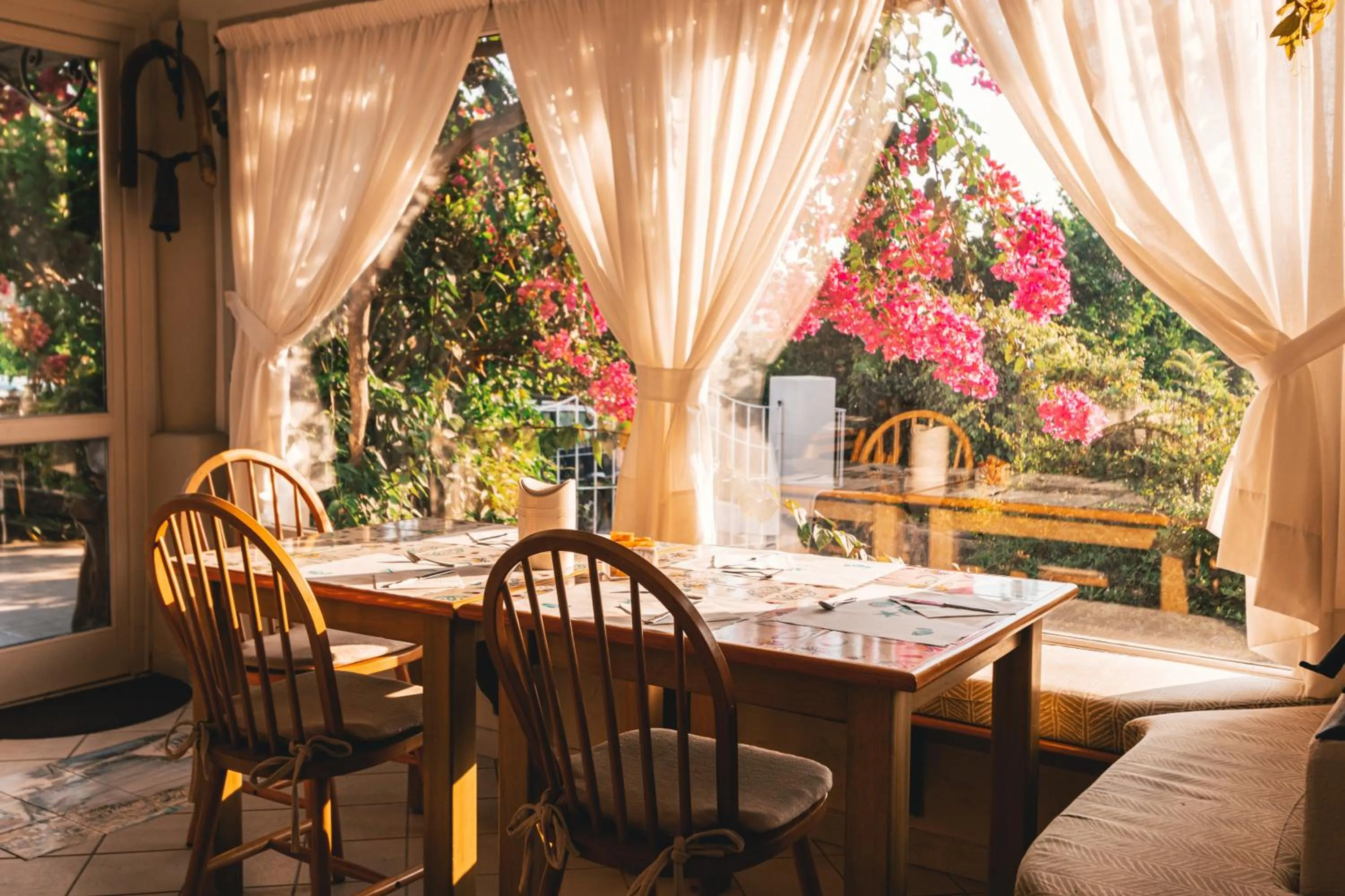 Lounge or bar in Hotel Residence Mendolita