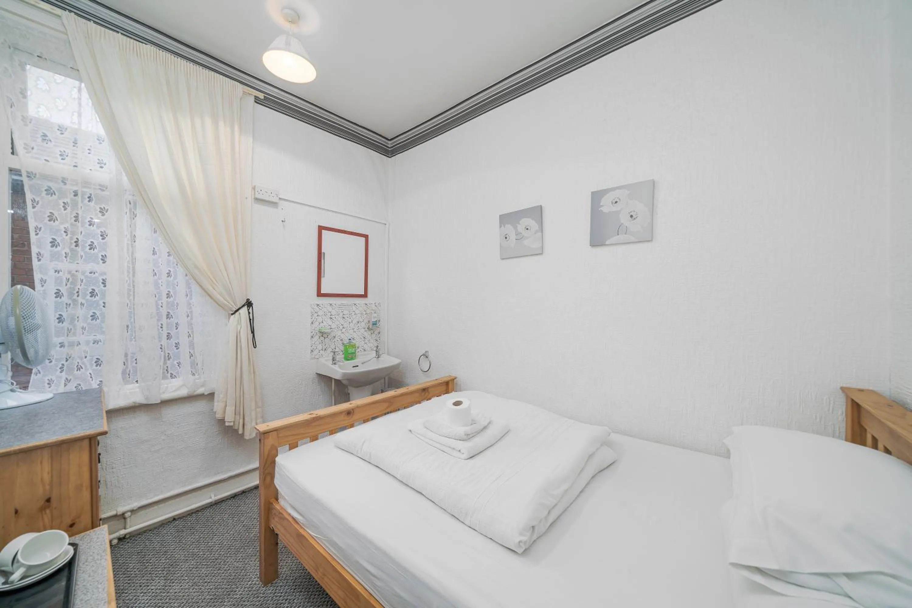 Bed in Deneside Guest House