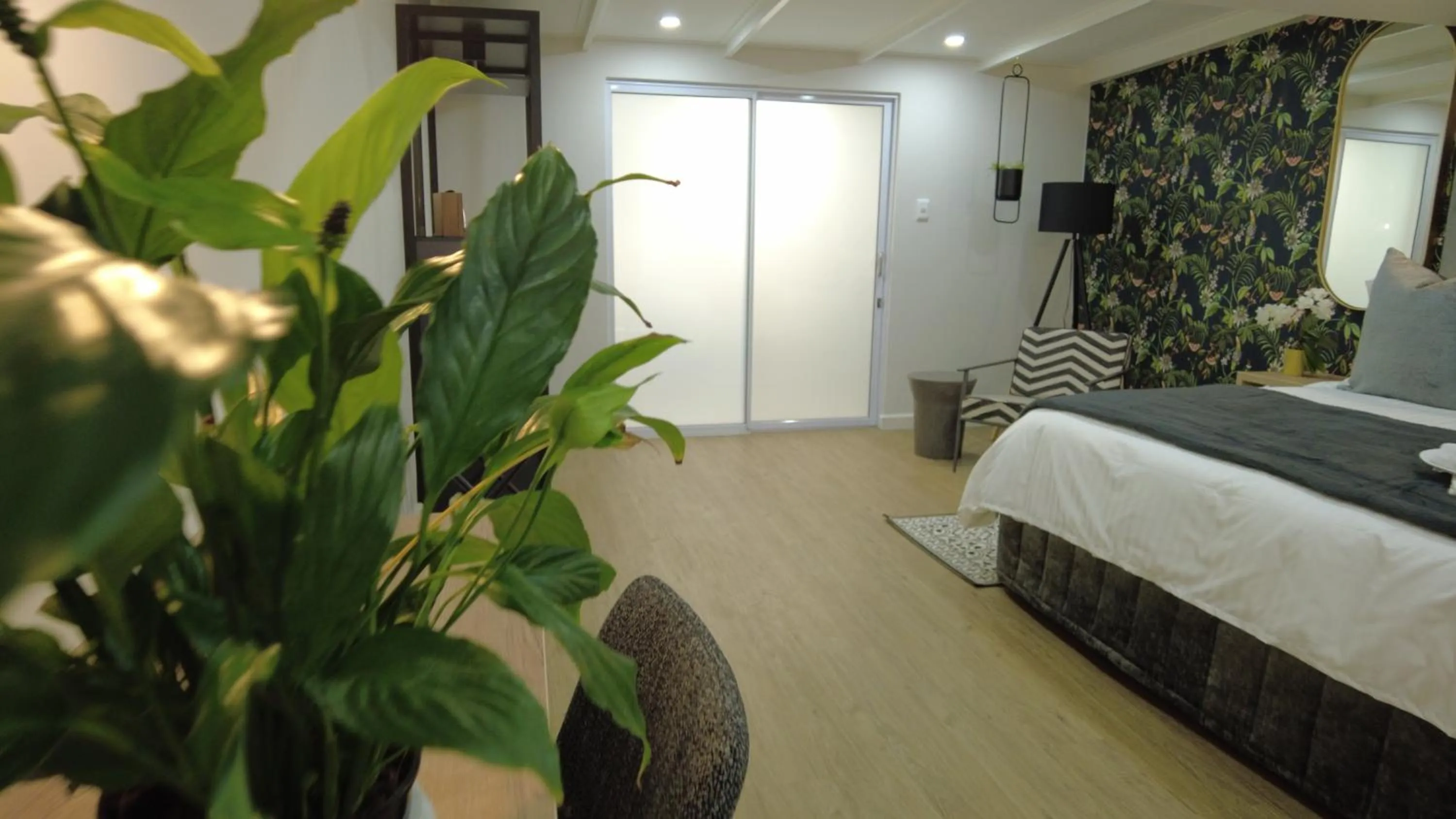 Bed in The Executive Bed and Breakfast