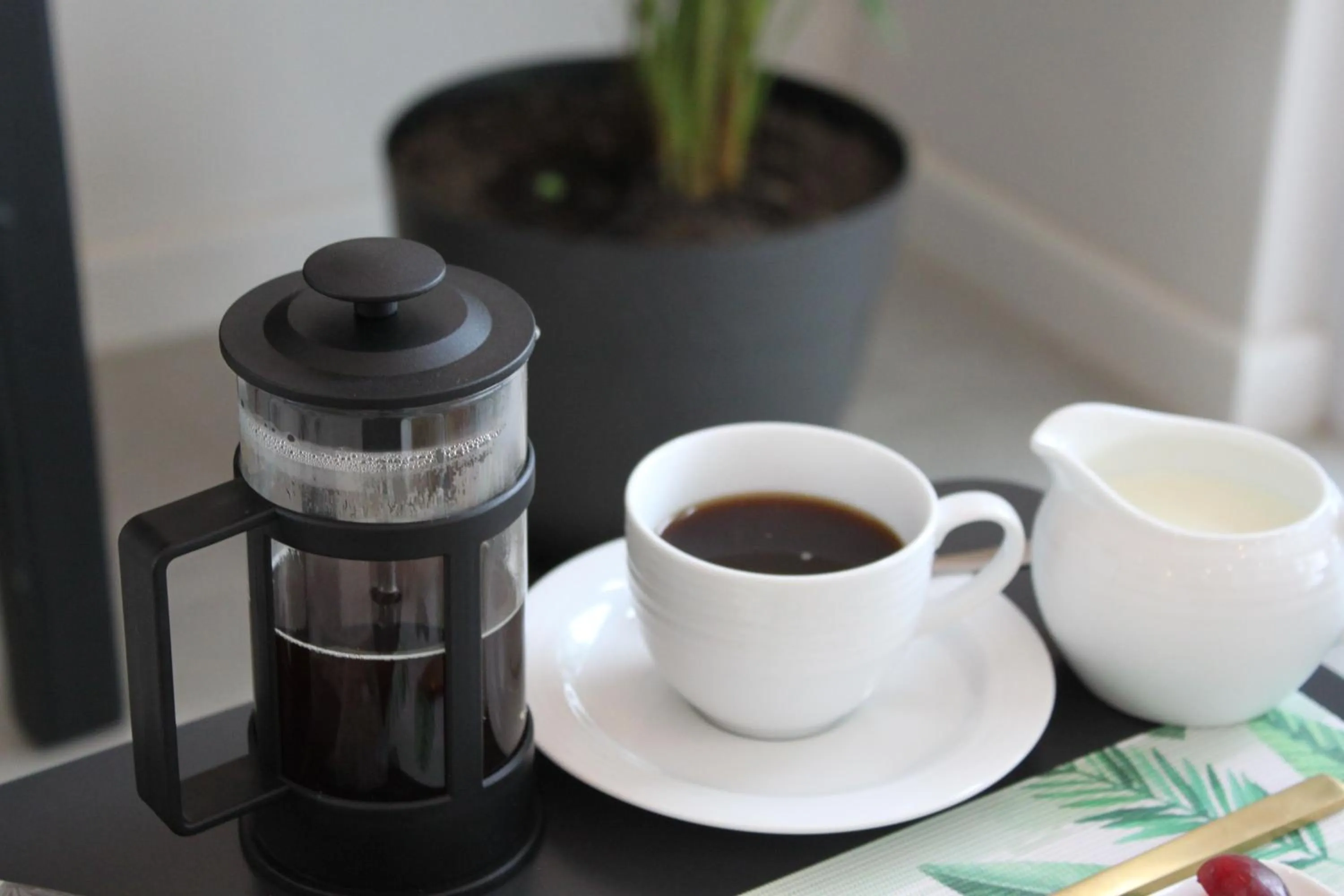 Coffee/tea facilities in The Executive Bed and Breakfast