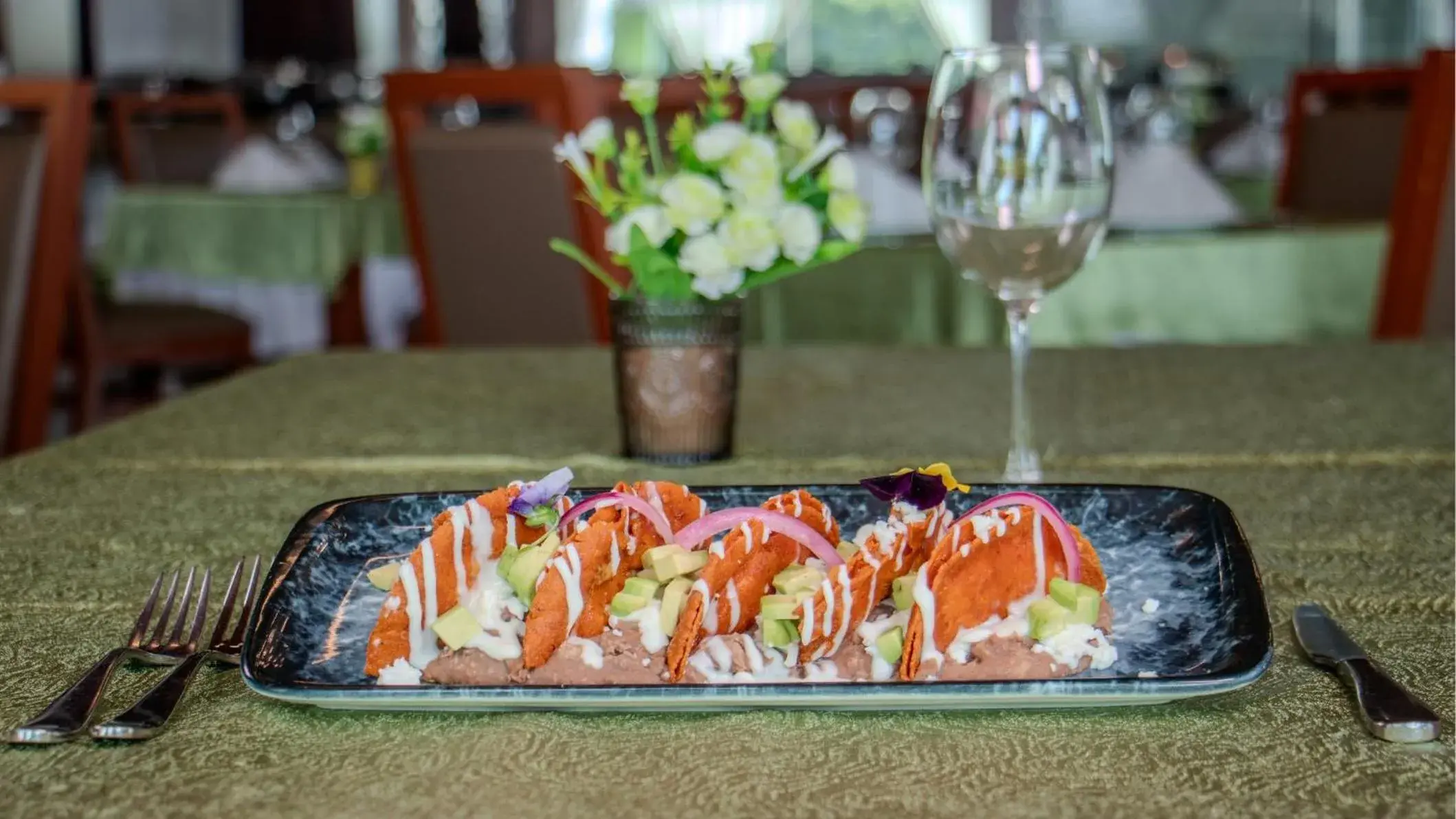 Restaurant/places to eat in Holiday Inn Queretaro Zona Krystal by IHG Restaurant/places to eat in Holiday Inn Queretaro Zona Krystal by IHG