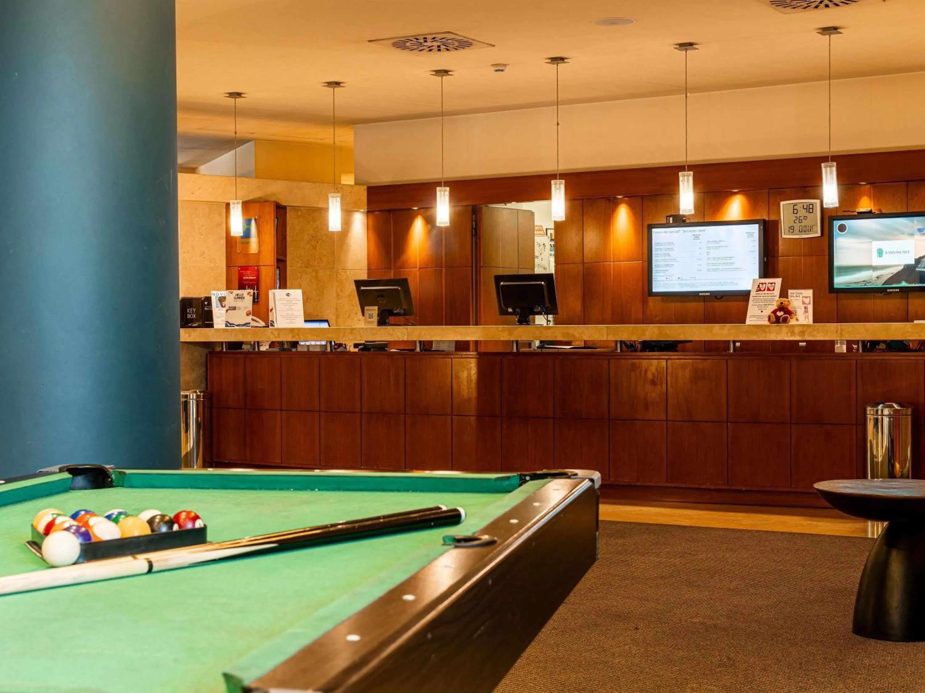 Property building in Novotel Roma Est