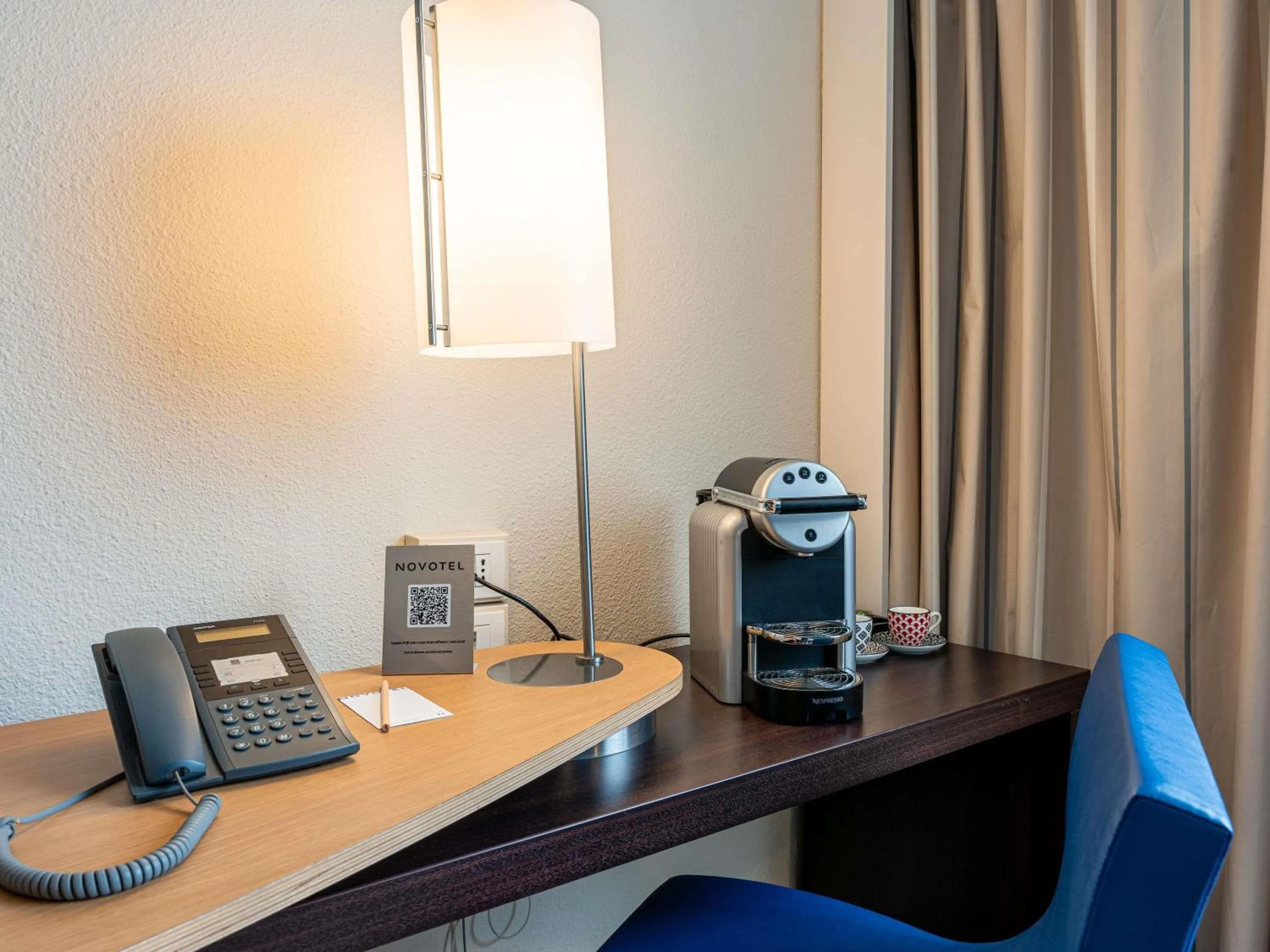 Bedroom in Novotel Roma Est