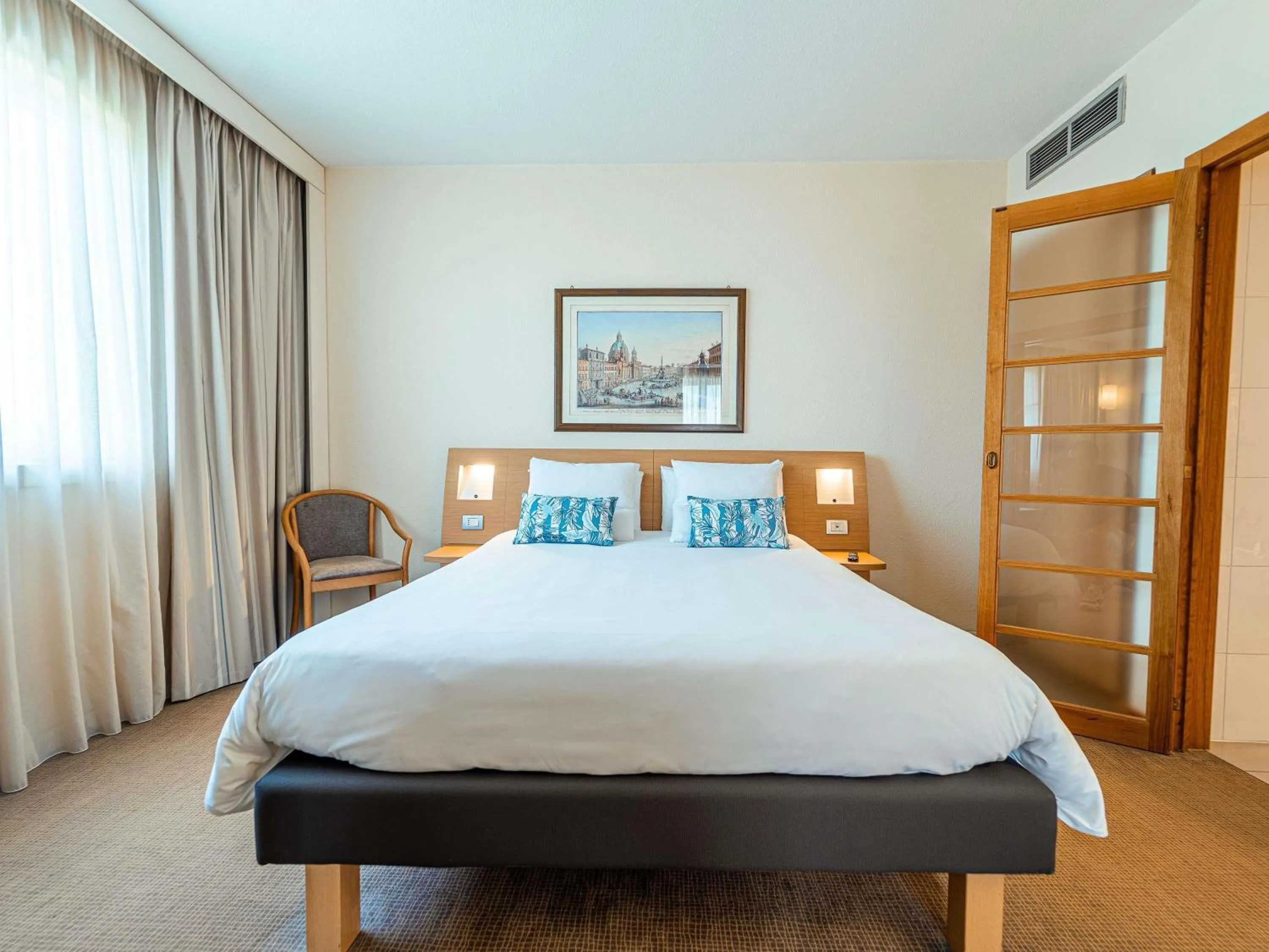 Bedroom, Bed in Novotel Roma Est