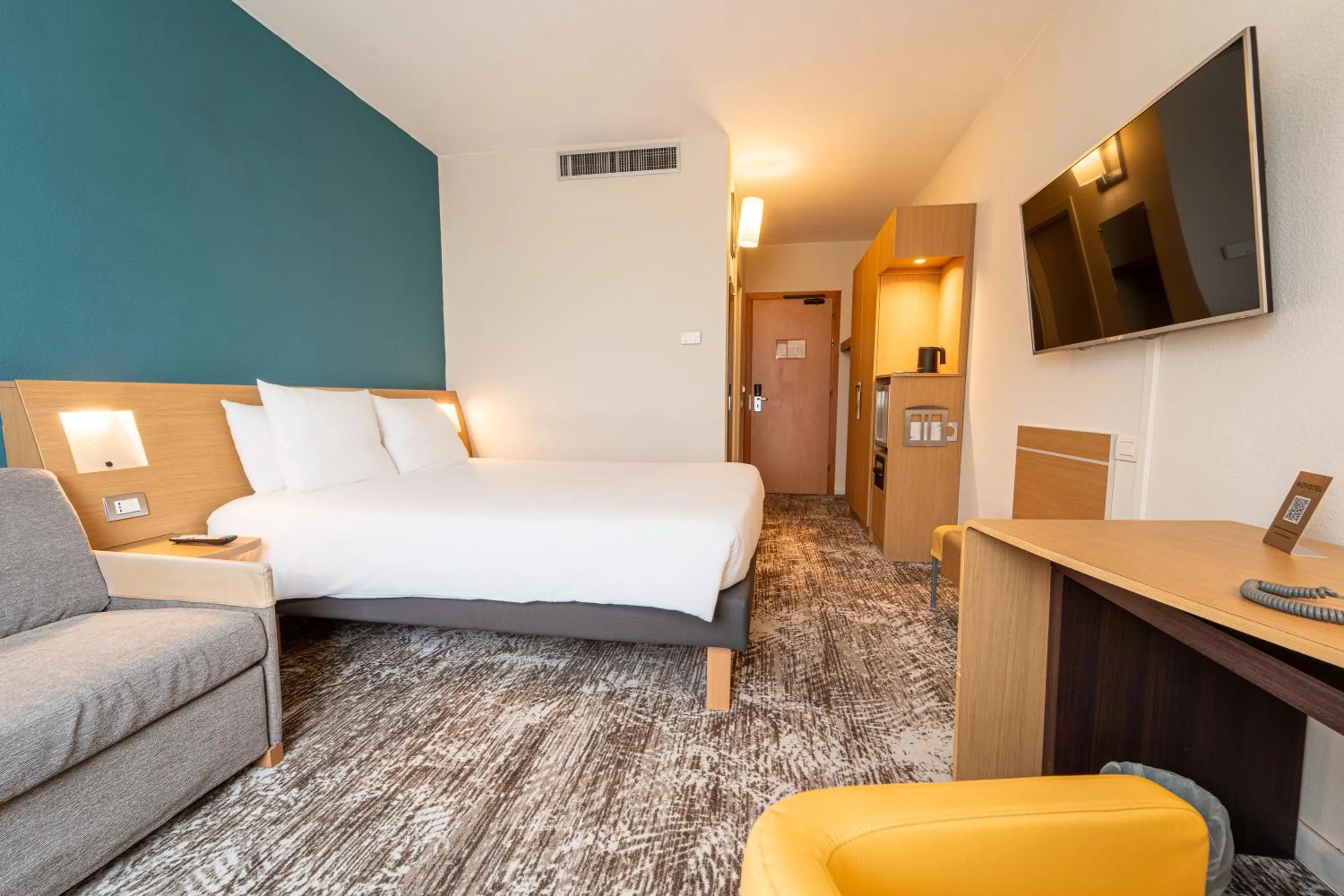 Bedroom, Bed in Novotel Roma Est