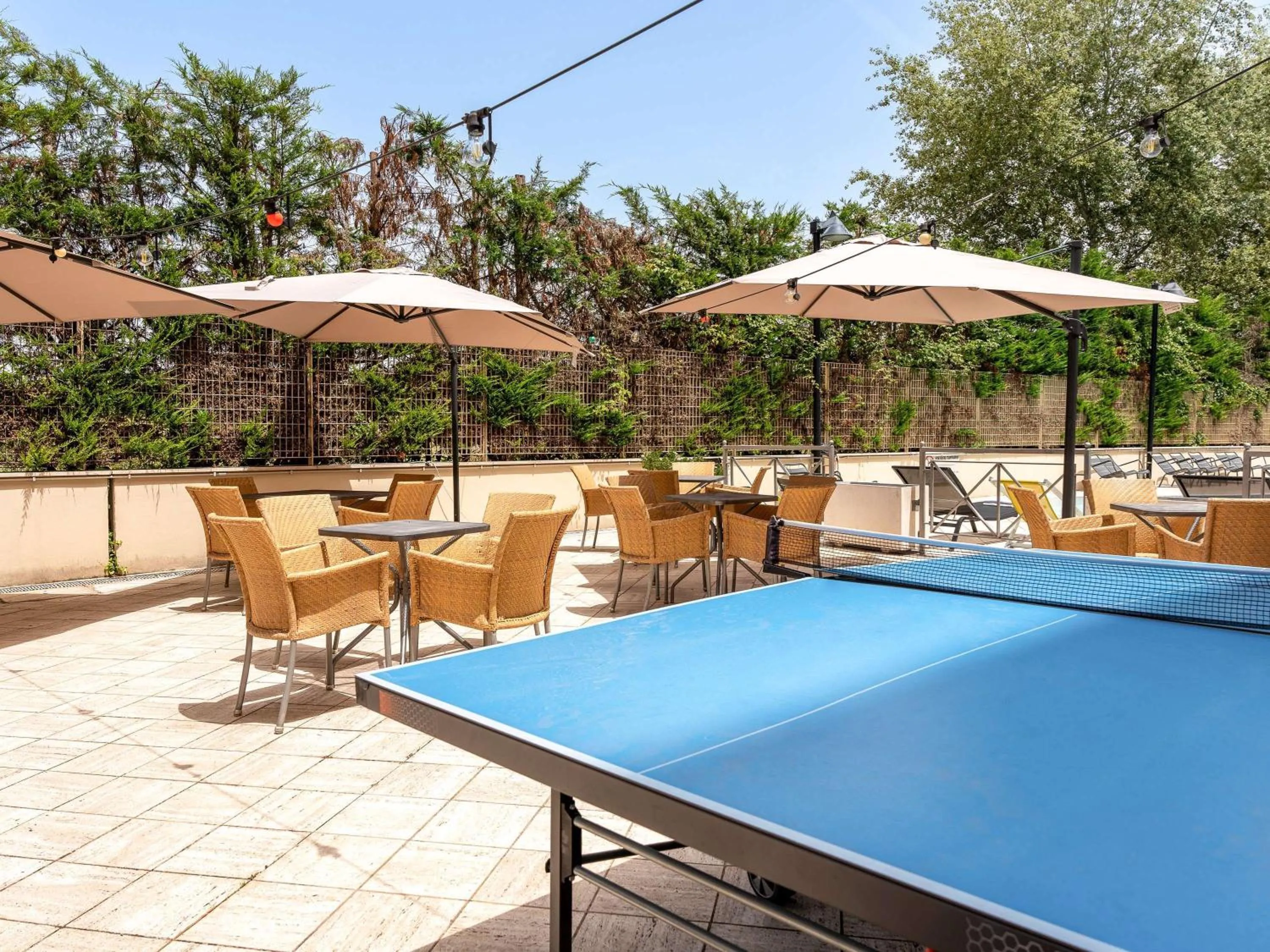 Property building in Novotel Roma Est