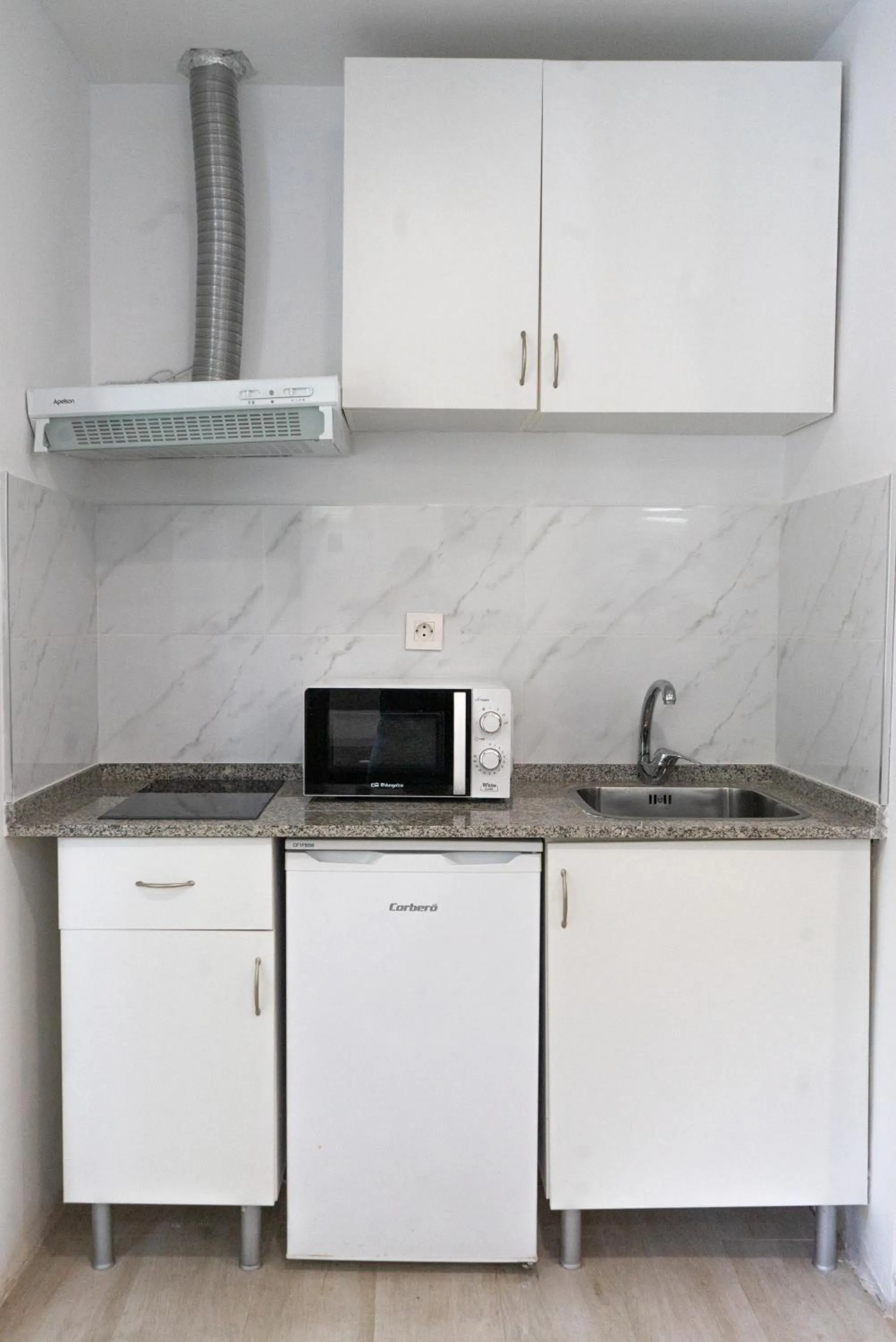 Kitchen or kitchenette in Villa Costa Marbella