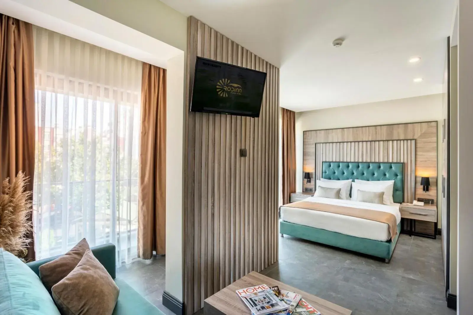 Junior Suite with Balcony in RODINN Hotel Junior Suite with Balcony in RODINN Hotel